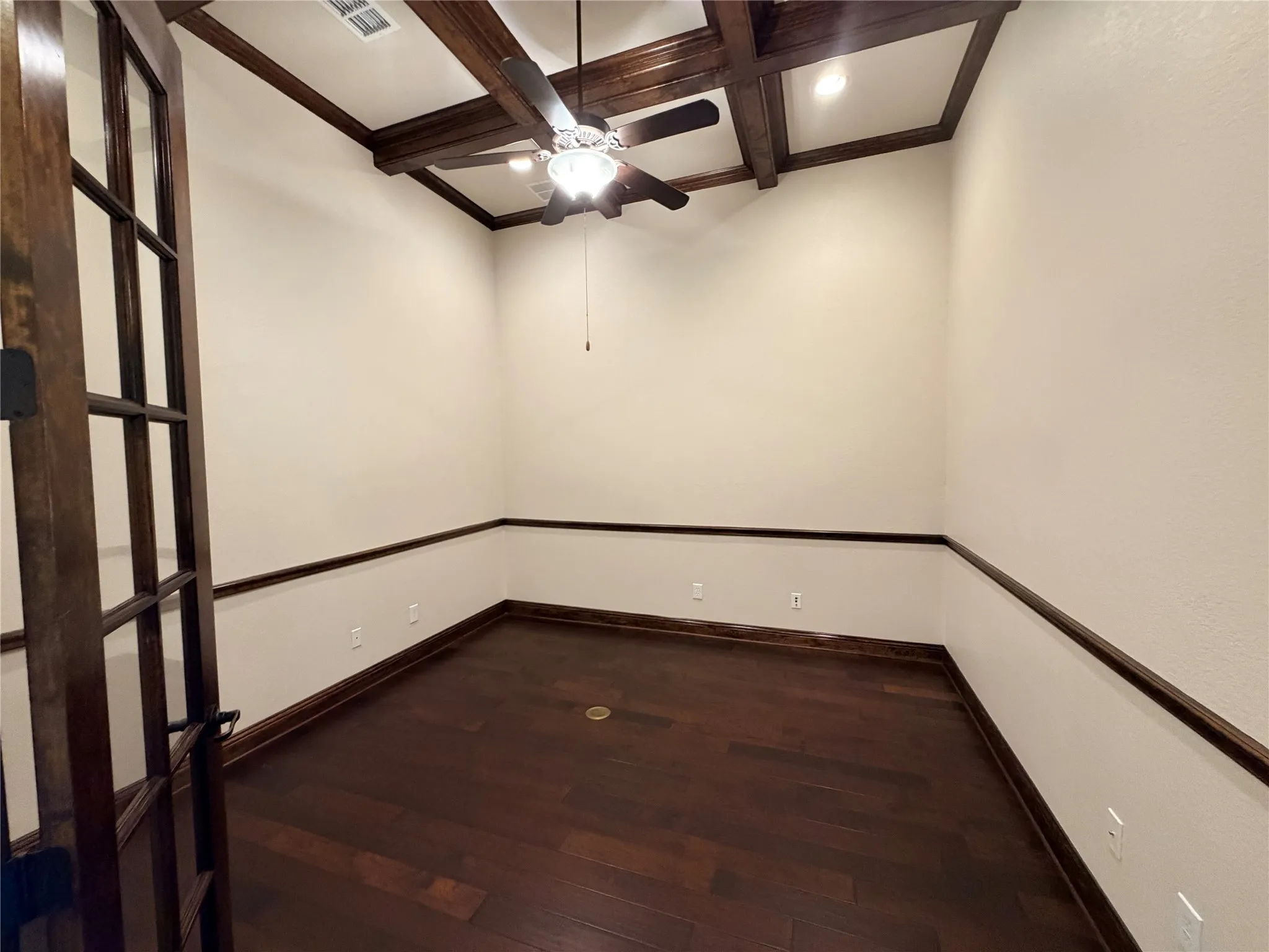Single Family Residence For Rent in Denton County , 2812 Marrickville Drive, Trophy Club, Texas 76262, 3 Bedroom, 3 Bathroom, 3 Garage spaces, 2,857 Sqft, built in 2013, mls#21403984, Real Estate Agent in Trophy Club, Homes For Rent in Denton county, Homes For Rent in Trophy Club, Realtor in Trophy Club Texas, Real Estate Brokerage Independent Realty Texas, Luminita Cordes Realtor