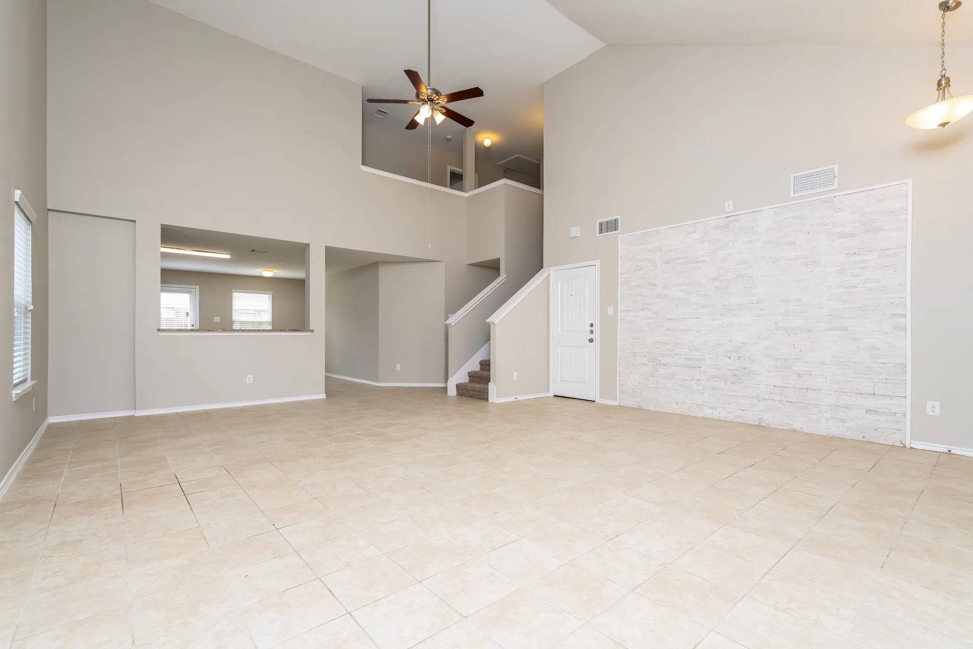 Single Family Residence For Rent in Kaufman County , 2212 Tombstone Road, Forney, Texas 75126, 4 Bedroom, 3 Bathroom, 2 Garage spaces, 2,580 Sqft, built in 2017, mls#21403994, Real Estate Agent in Forney, Homes For Rent in Kaufman county, Homes For Rent in Forney, Realtor in Forney Texas, Real Estate Brokerage Independent Realty Texas, Luminita Cordes Realtor