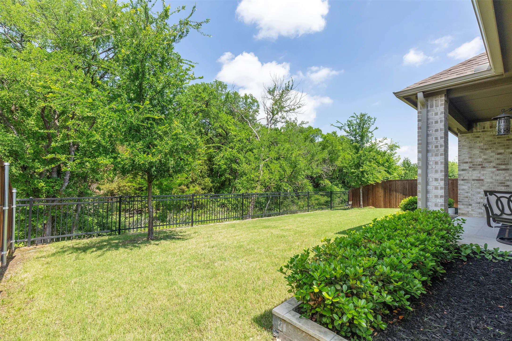 Single Family Residence For Sale in Denton County , 9605 Sunset Lane, Oak Point, Texas 75068, 4 Bedroom, 3 Bathroom, 2 Garage spaces, 2,026 Sqft, built in 2022, mls#21403523, Real Estate Agent in Oak Point, Homes For Sale in Denton county, Homes For Sale in Oak Point, Realtor in Oak Point Texas, Real Estate Brokerage Independent Realty Texas, Luminita Cordes Realtor