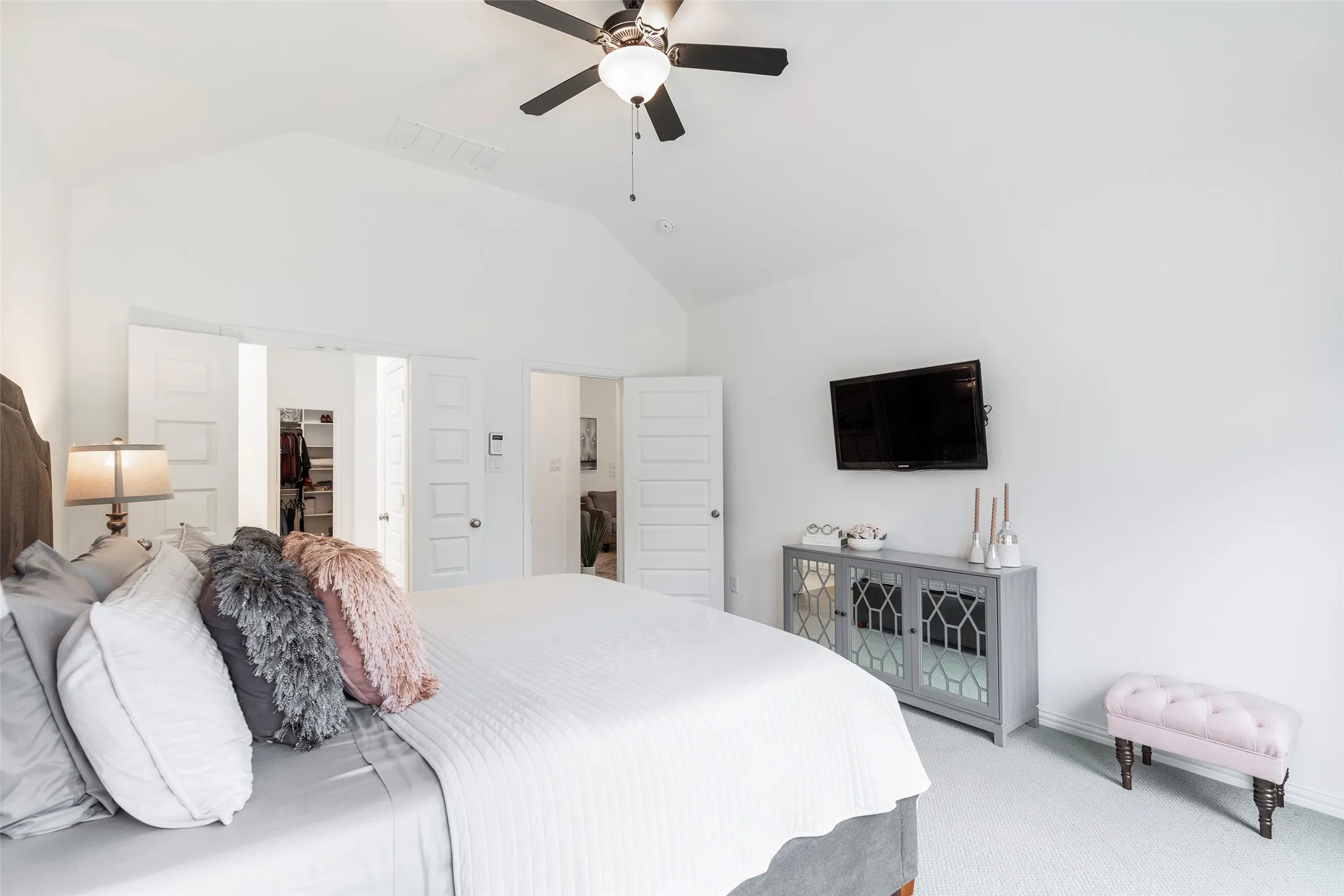 Single Family Residence For Sale in Denton County , 9605 Sunset Lane, Oak Point, Texas 75068, 4 Bedroom, 3 Bathroom, 2 Garage spaces, 2,026 Sqft, built in 2022, mls#21403523, Real Estate Agent in Oak Point, Homes For Sale in Denton county, Homes For Sale in Oak Point, Realtor in Oak Point Texas, Real Estate Brokerage Independent Realty Texas, Luminita Cordes Realtor