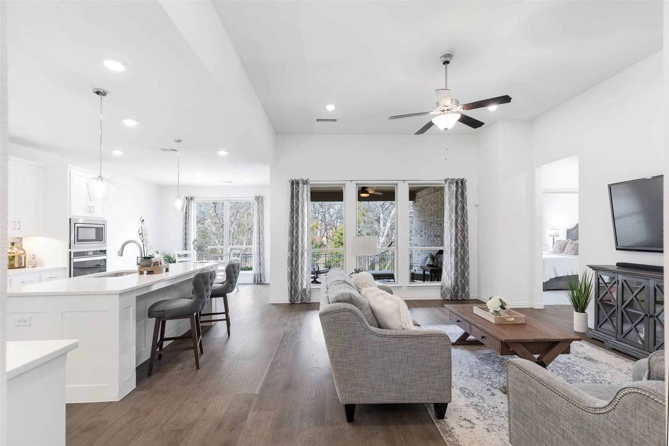 Single Family Residence For Sale in Denton County , 9605 Sunset Lane, Oak Point, Texas 75068, 4 Bedroom, 3 Bathroom, 2 Garage spaces, 2,026 Sqft, built in 2022, mls#21403523, Real Estate Agent in Oak Point, Homes For Sale in Denton county, Homes For Sale in Oak Point, Realtor in Oak Point Texas, Real Estate Brokerage Independent Realty Texas, Luminita Cordes Realtor
