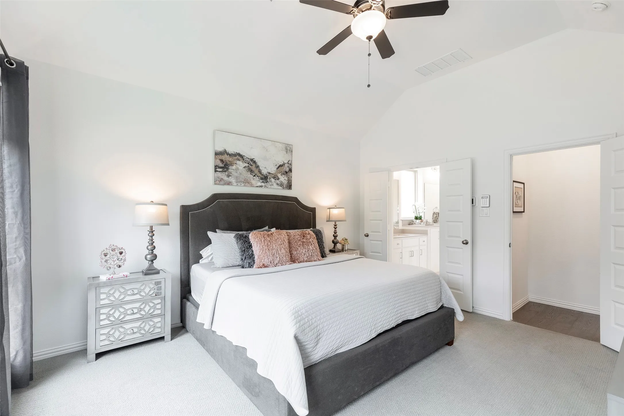 Single Family Residence For Sale in Denton County , 9605 Sunset Lane, Oak Point, Texas 75068, 4 Bedroom, 3 Bathroom, 2 Garage spaces, 2,026 Sqft, built in 2022, mls#21403523, Real Estate Agent in Oak Point, Homes For Sale in Denton county, Homes For Sale in Oak Point, Realtor in Oak Point Texas, Real Estate Brokerage Independent Realty Texas, Luminita Cordes Realtor