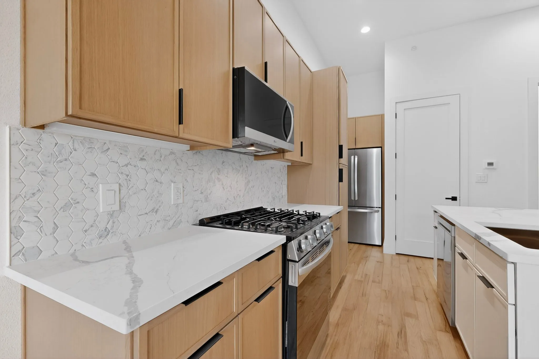 Condominium For Rent in Dallas County , 2080 Kelly Avenue 108, Dallas, Texas 75215, 2 Bedroom, 3 Bathroom, 1 Garage spaces, 1,199 Sqft, built in 2026, mls#21403995, Real Estate Agent in Dallas, Homes For Rent in Dallas county, Homes For Rent in Dallas, Realtor in Dallas Texas, Real Estate Brokerage Independent Realty Texas, Luminita Cordes Realtor