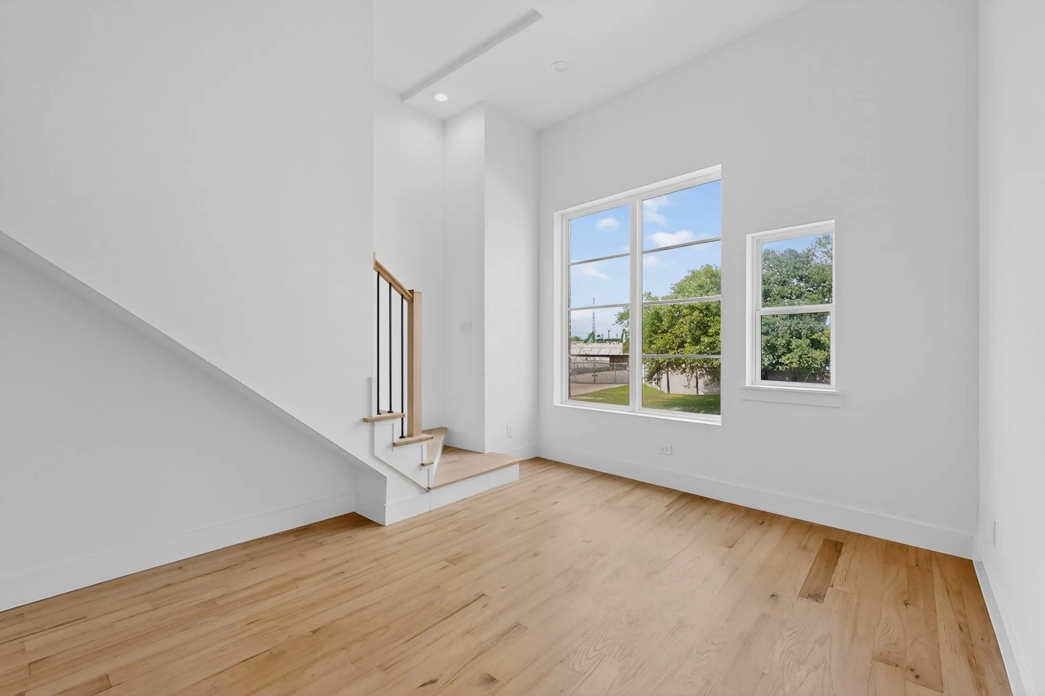 Condominium For Rent in Dallas County , 2080 Kelly Avenue 108, Dallas, Texas 75215, 2 Bedroom, 3 Bathroom, 1 Garage spaces, 1,199 Sqft, built in 2026, mls#21403995, Real Estate Agent in Dallas, Homes For Rent in Dallas county, Homes For Rent in Dallas, Realtor in Dallas Texas, Real Estate Brokerage Independent Realty Texas, Luminita Cordes Realtor