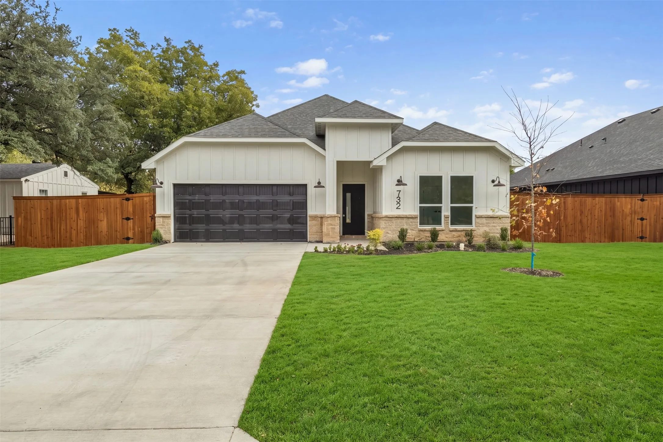 Single Family Residence For Sale in Dallas County , 732 Old London Lane, Mesquite, Texas 75149, 3 Bedroom, 2 Bathroom, 2 Garage spaces, 1,710 Sqft, built in 2026, mls#21402657, Real Estate Agent in Mesquite, Homes For Sale in Dallas county, Homes For Sale in Mesquite, Realtor in Mesquite Texas, Real Estate Brokerage Independent Realty Texas, Luminita Cordes Realtor