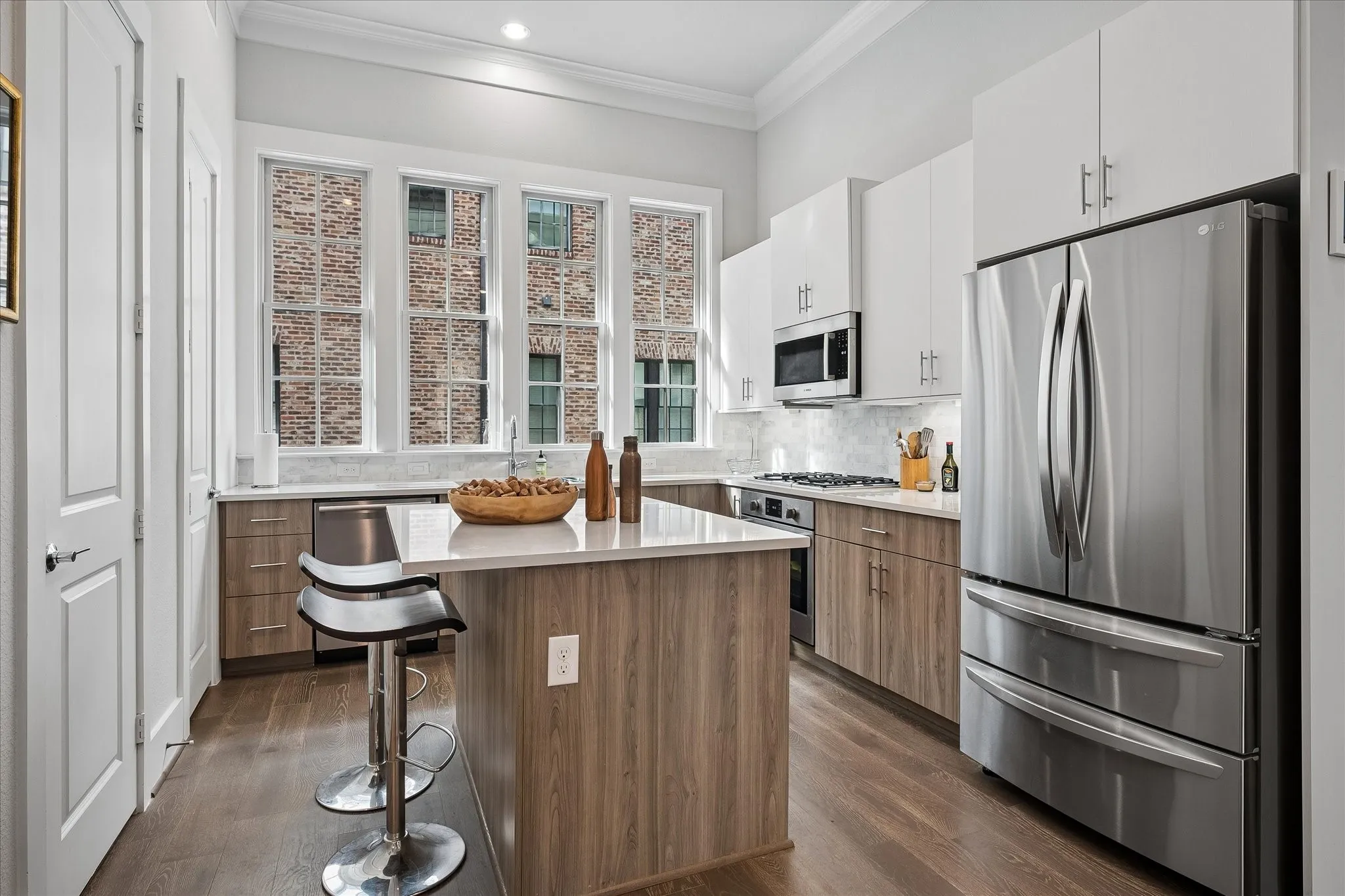 Townhouse For Sale in Dallas County , 14957 Oak Street, Addison, Texas 75001, 2 Bedroom, 2 Bathroom, 2 Garage spaces, 1,440 Sqft, built in 2020, mls#21403775, Real Estate Agent in Addison, Homes For Sale in Dallas county, Homes For Sale in Addison, Realtor in Addison Texas, Real Estate Brokerage Independent Realty Texas, Luminita Cordes Realtor