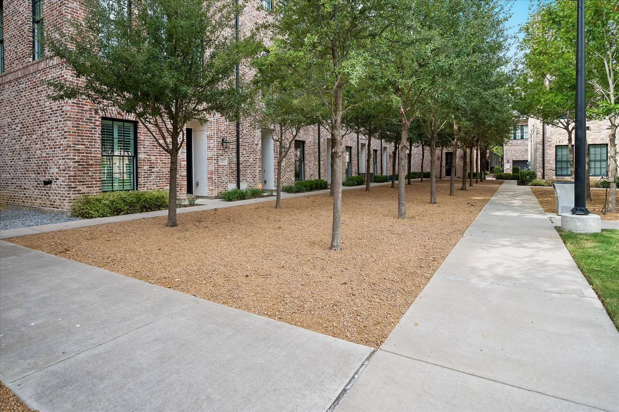 Townhouse For Sale in Dallas County , 14957 Oak Street, Addison, Texas 75001, 2 Bedroom, 2 Bathroom, 2 Garage spaces, 1,440 Sqft, built in 2020, mls#21403775, Real Estate Agent in Addison, Homes For Sale in Dallas county, Homes For Sale in Addison, Realtor in Addison Texas, Real Estate Brokerage Independent Realty Texas, Luminita Cordes Realtor