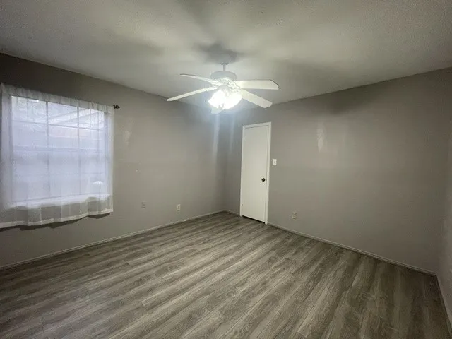 Duplex For Rent in Tarrant County , 2440 Sunflower Drive, Arlington, Texas 76014, 2 Bedroom, 2 Bathroom, Garage spaces, 1,170 Sqft, built in 1983, mls#21403999, Real Estate Agent in Arlington, Homes For Rent in Tarrant county, Homes For Rent in Arlington, Realtor in Arlington Texas, Real Estate Brokerage Independent Realty Texas, Luminita Cordes Realtor