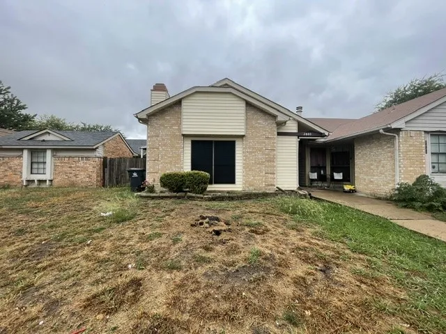 Duplex For Rent in Tarrant County , 2440 Sunflower Drive, Arlington, Texas 76014, 2 Bedroom, 2 Bathroom, Garage spaces, 1,170 Sqft, built in 1983, mls#21403999, Real Estate Agent in Arlington, Homes For Rent in Tarrant county, Homes For Rent in Arlington, Realtor in Arlington Texas, Real Estate Brokerage Independent Realty Texas, Luminita Cordes Realtor