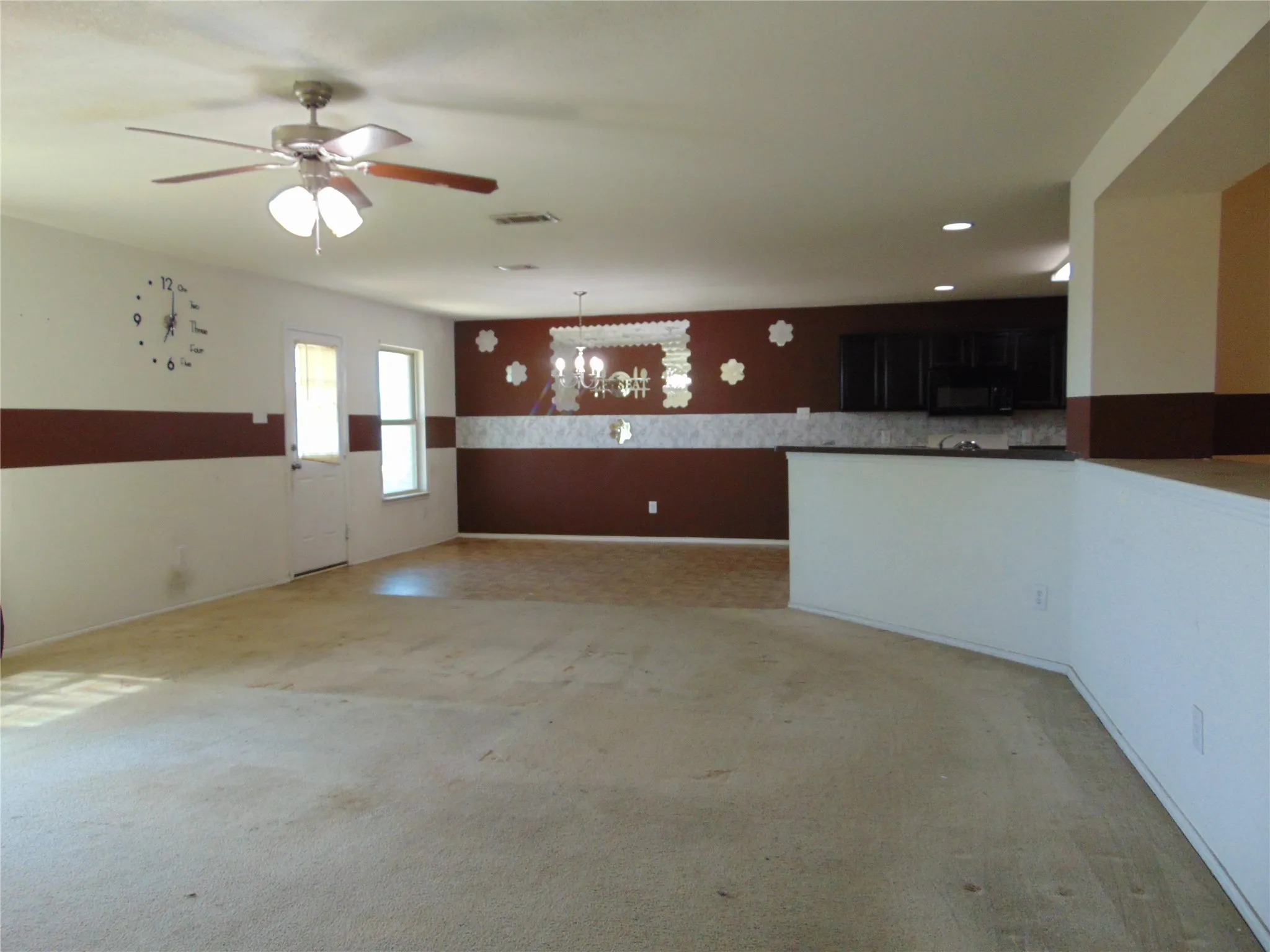 Single Family Residence For Sale in Dallas County , 1430 Waldrop Drive, Lancaster, Texas 75146, 4 Bedroom, 2 Bathroom, 2 Garage spaces, 2,226 Sqft, built in 2011, mls#21402937, Real Estate Agent in Lancaster, Homes For Sale in Dallas county, Homes For Sale in Lancaster, Realtor in Lancaster Texas, Real Estate Brokerage Independent Realty Texas, Luminita Cordes Realtor