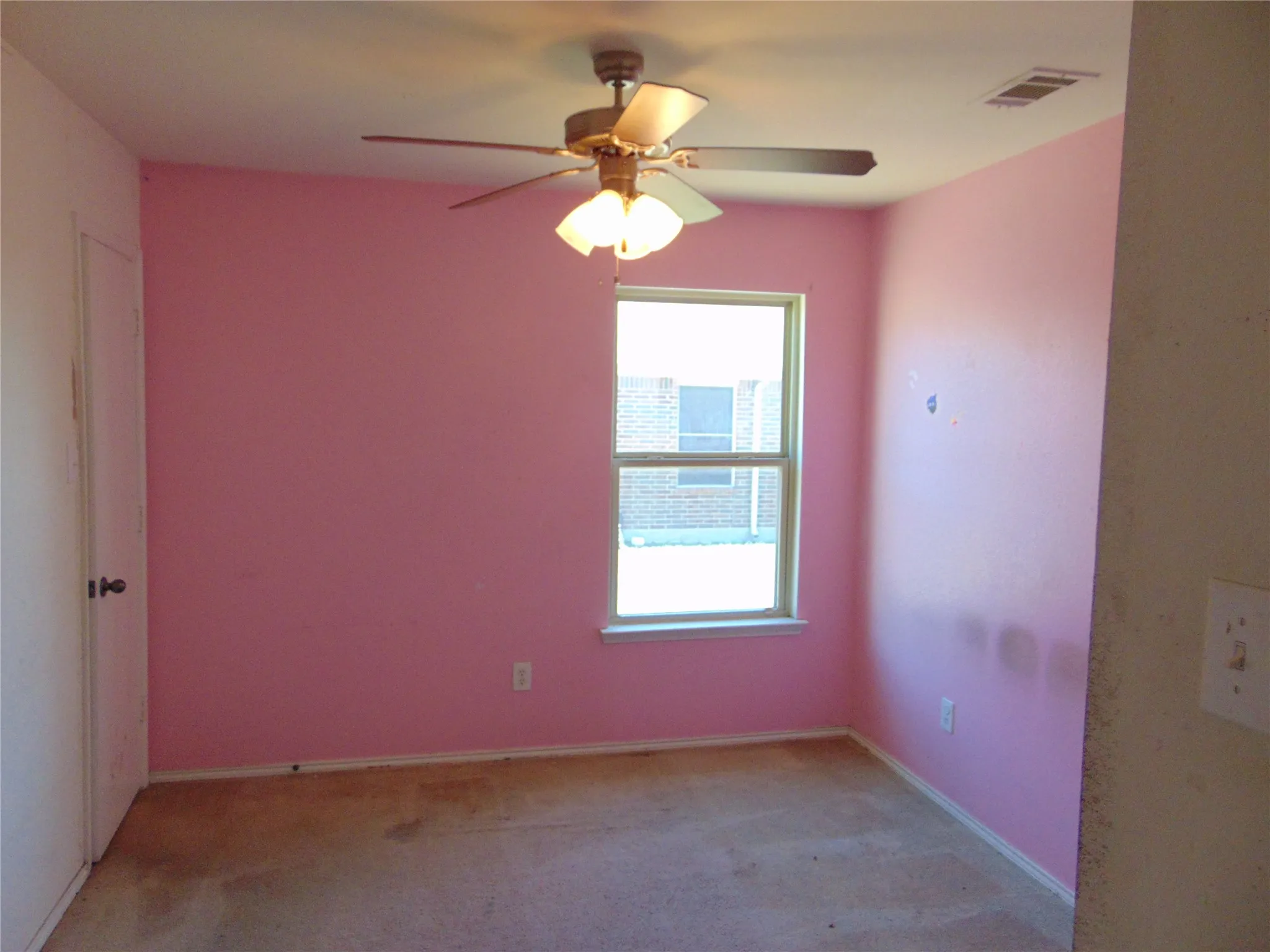 Single Family Residence For Sale in Dallas County , 1430 Waldrop Drive, Lancaster, Texas 75146, 4 Bedroom, 2 Bathroom, 2 Garage spaces, 2,226 Sqft, built in 2011, mls#21402937, Real Estate Agent in Lancaster, Homes For Sale in Dallas county, Homes For Sale in Lancaster, Realtor in Lancaster Texas, Real Estate Brokerage Independent Realty Texas, Luminita Cordes Realtor