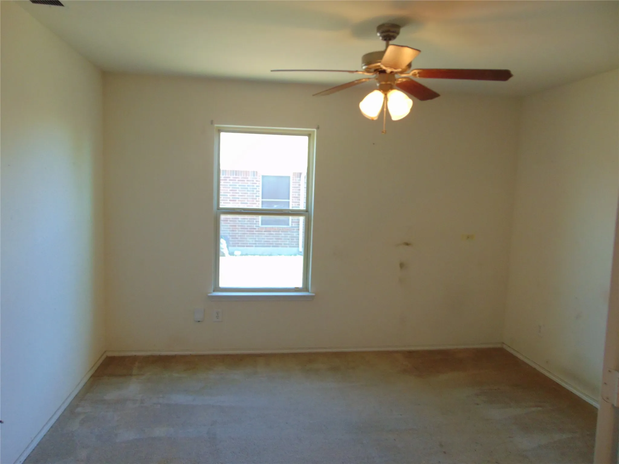 Single Family Residence For Sale in Dallas County , 1430 Waldrop Drive, Lancaster, Texas 75146, 4 Bedroom, 2 Bathroom, 2 Garage spaces, 2,226 Sqft, built in 2011, mls#21402937, Real Estate Agent in Lancaster, Homes For Sale in Dallas county, Homes For Sale in Lancaster, Realtor in Lancaster Texas, Real Estate Brokerage Independent Realty Texas, Luminita Cordes Realtor