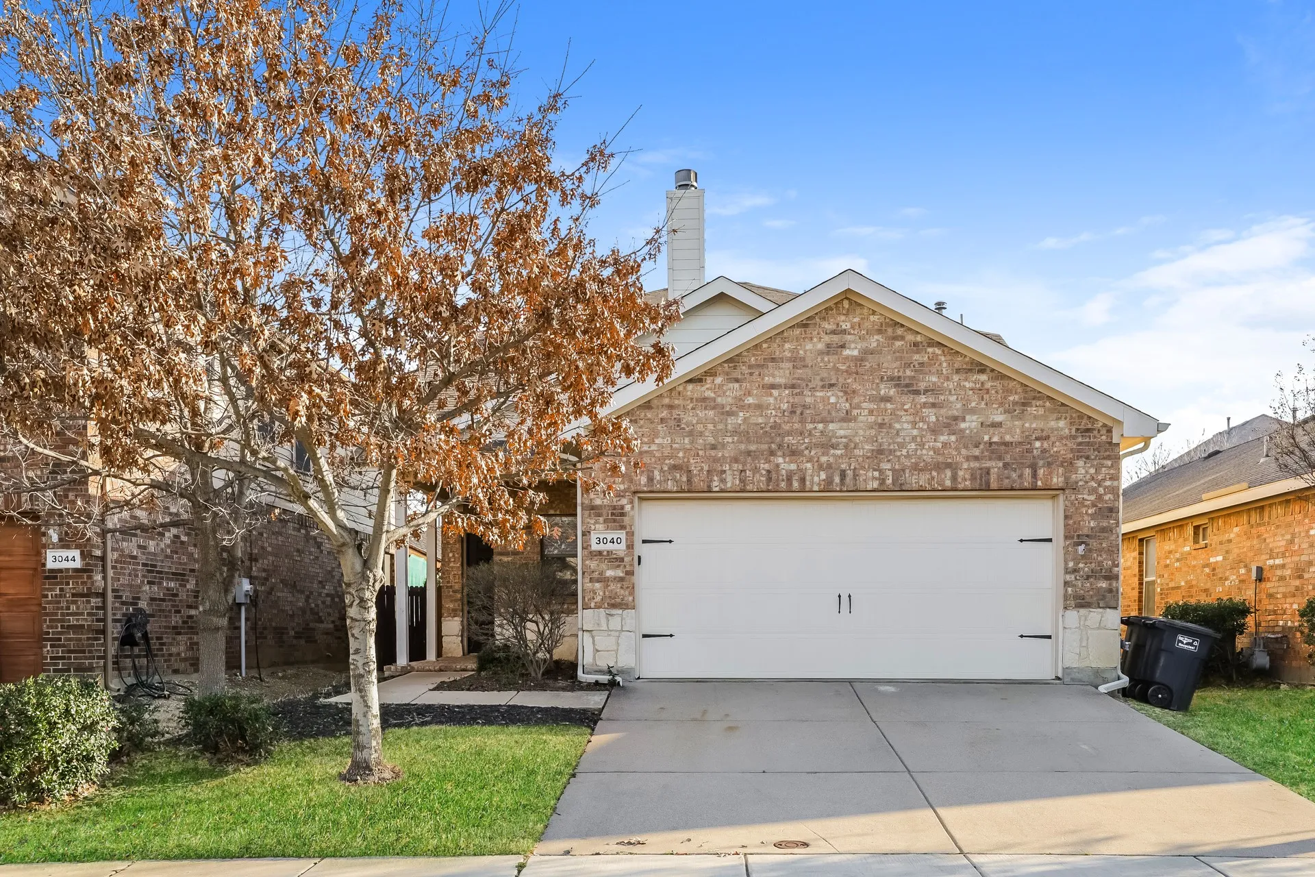 Single Family Residence For Rent in Tarrant County , 3040 Thicket Bend Court, Fort Worth, Texas 76244, 3 Bedroom, 2 Bathroom, 2 Garage spaces, 1,741 Sqft, built in 2008, mls#21404032, Real Estate Agent in Fort Worth, Homes For Rent in Tarrant county, Homes For Rent in Fort Worth, Realtor in Fort Worth Texas, Real Estate Brokerage Independent Realty Texas, Luminita Cordes Realtor