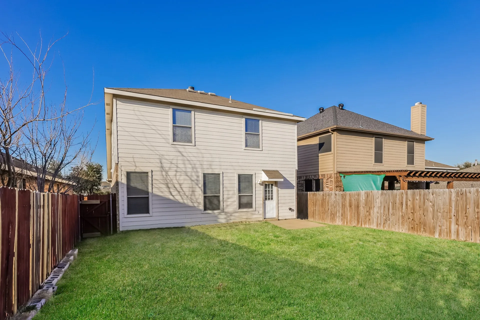 Single Family Residence For Rent in Tarrant County , 3040 Thicket Bend Court, Fort Worth, Texas 76244, 3 Bedroom, 2 Bathroom, 2 Garage spaces, 1,741 Sqft, built in 2008, mls#21404032, Real Estate Agent in Fort Worth, Homes For Rent in Tarrant county, Homes For Rent in Fort Worth, Realtor in Fort Worth Texas, Real Estate Brokerage Independent Realty Texas, Luminita Cordes Realtor