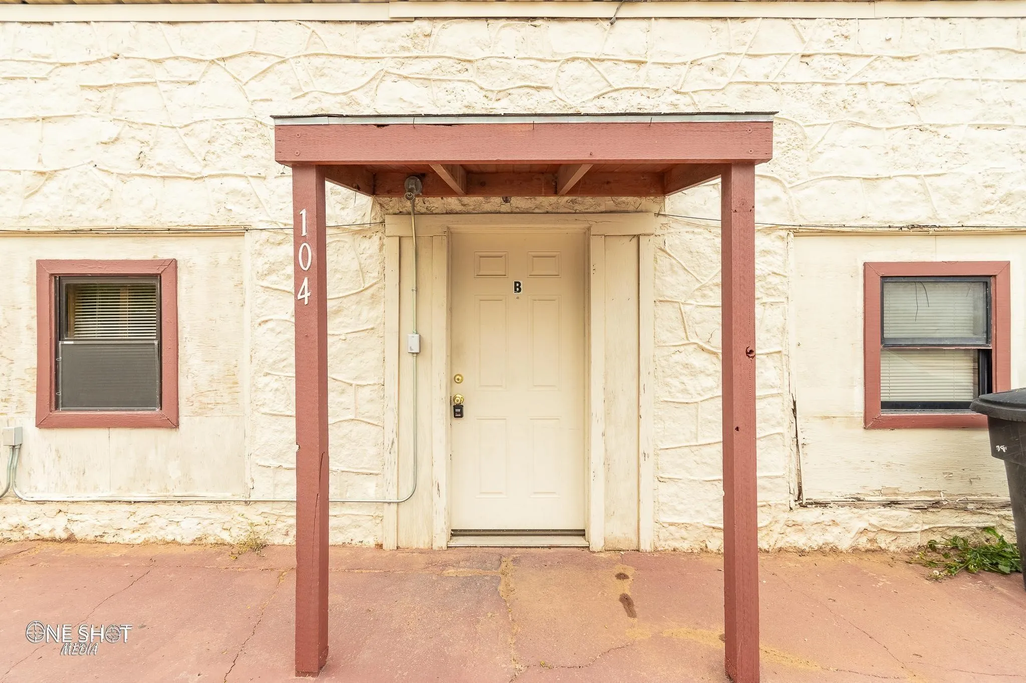 Duplex For Rent in Taylor County , 104 College Drive B, Abilene, Texas 79601, 0, 1 Bathroom, Garage spaces, 2,120 Sqft, built in 1929, mls#21404030, Real Estate Agent in Abilene, Homes For Rent in Taylor county, Homes For Rent in Abilene, Realtor in Abilene Texas, Real Estate Brokerage Independent Realty Texas, Luminita Cordes Realtor