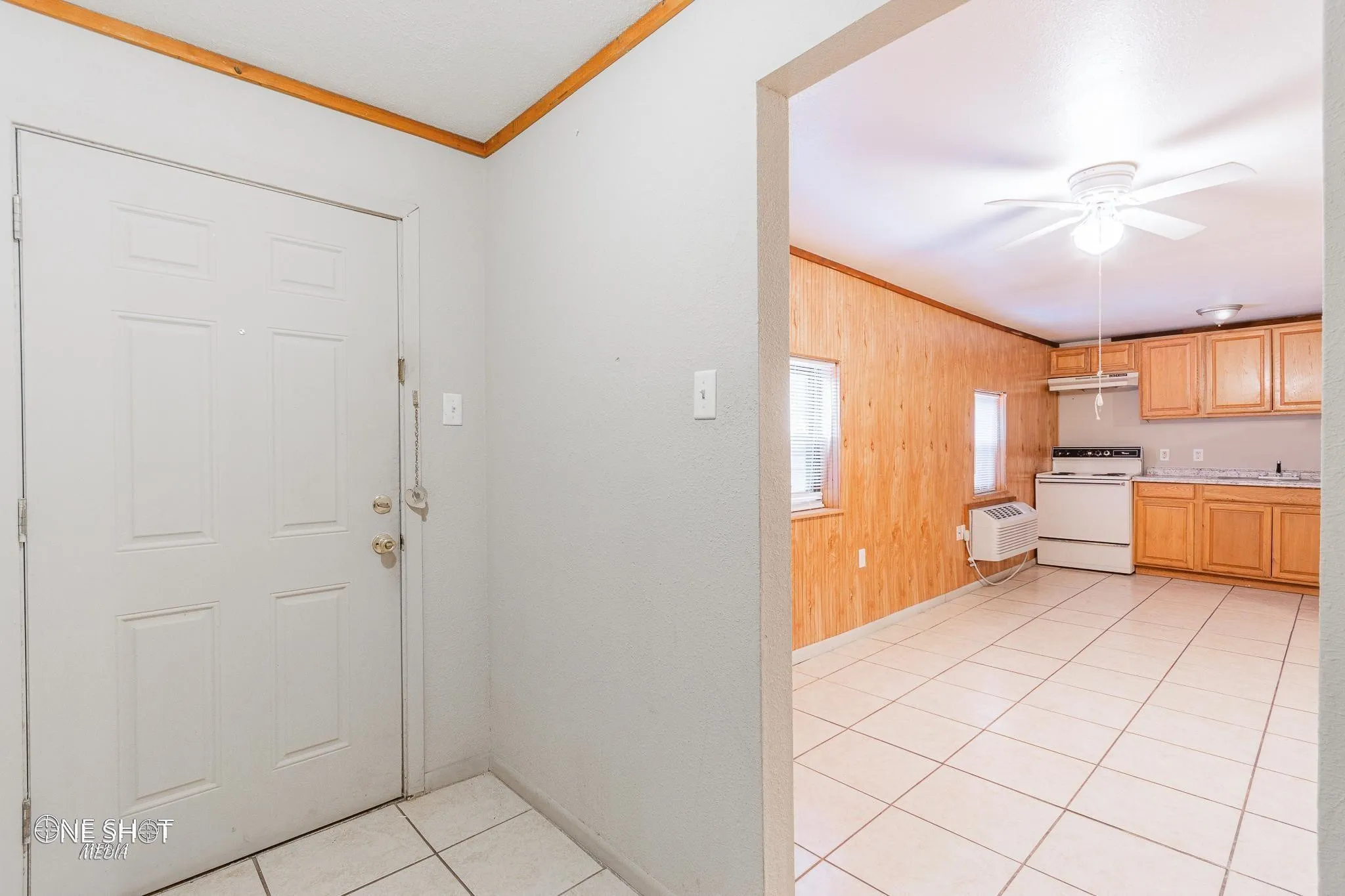 Duplex For Rent in Taylor County , 104 College Drive B, Abilene, Texas 79601, 0, 1 Bathroom, Garage spaces, 2,120 Sqft, built in 1929, mls#21404030, Real Estate Agent in Abilene, Homes For Rent in Taylor county, Homes For Rent in Abilene, Realtor in Abilene Texas, Real Estate Brokerage Independent Realty Texas, Luminita Cordes Realtor