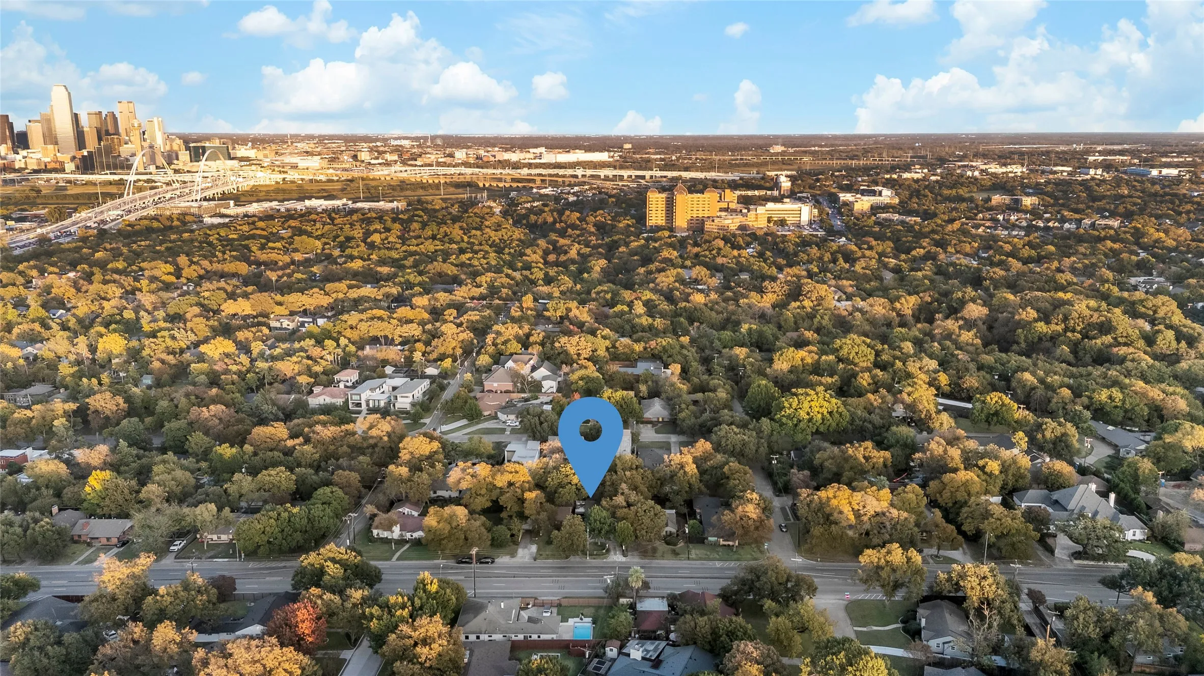 Single Family Residence For Sale in Dallas County , 1432 Sylvan Avenue, Dallas, Texas 75208, 3 Bedroom, 4 Bathroom, Garage spaces, 3,130 Sqft, built in 1949, mls#21403843, Real Estate Agent in Dallas, Homes For Sale in Dallas county, Homes For Sale in Dallas, Realtor in Dallas Texas, Real Estate Brokerage Independent Realty Texas, Luminita Cordes Realtor