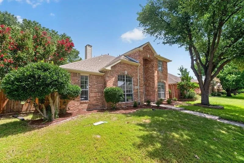 Single Family Residence For Rent in Collin County , 11268 Covey Lane, Frisco, Texas 75035, 4 Bedroom, 3 Bathroom, 2 Garage spaces, 2,416 Sqft, built in 1997, mls#21403982, Real Estate Agent in Frisco, Homes For Rent in Collin county, Homes For Rent in Frisco, Realtor in Frisco Texas, Real Estate Brokerage Independent Realty Texas, Luminita Cordes Realtor