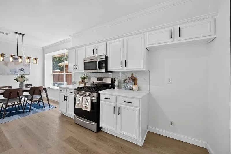 Single Family Residence For Rent in Collin County , 11268 Covey Lane, Frisco, Texas 75035, 4 Bedroom, 3 Bathroom, 2 Garage spaces, 2,416 Sqft, built in 1997, mls#21403982, Real Estate Agent in Frisco, Homes For Rent in Collin county, Homes For Rent in Frisco, Realtor in Frisco Texas, Real Estate Brokerage Independent Realty Texas, Luminita Cordes Realtor