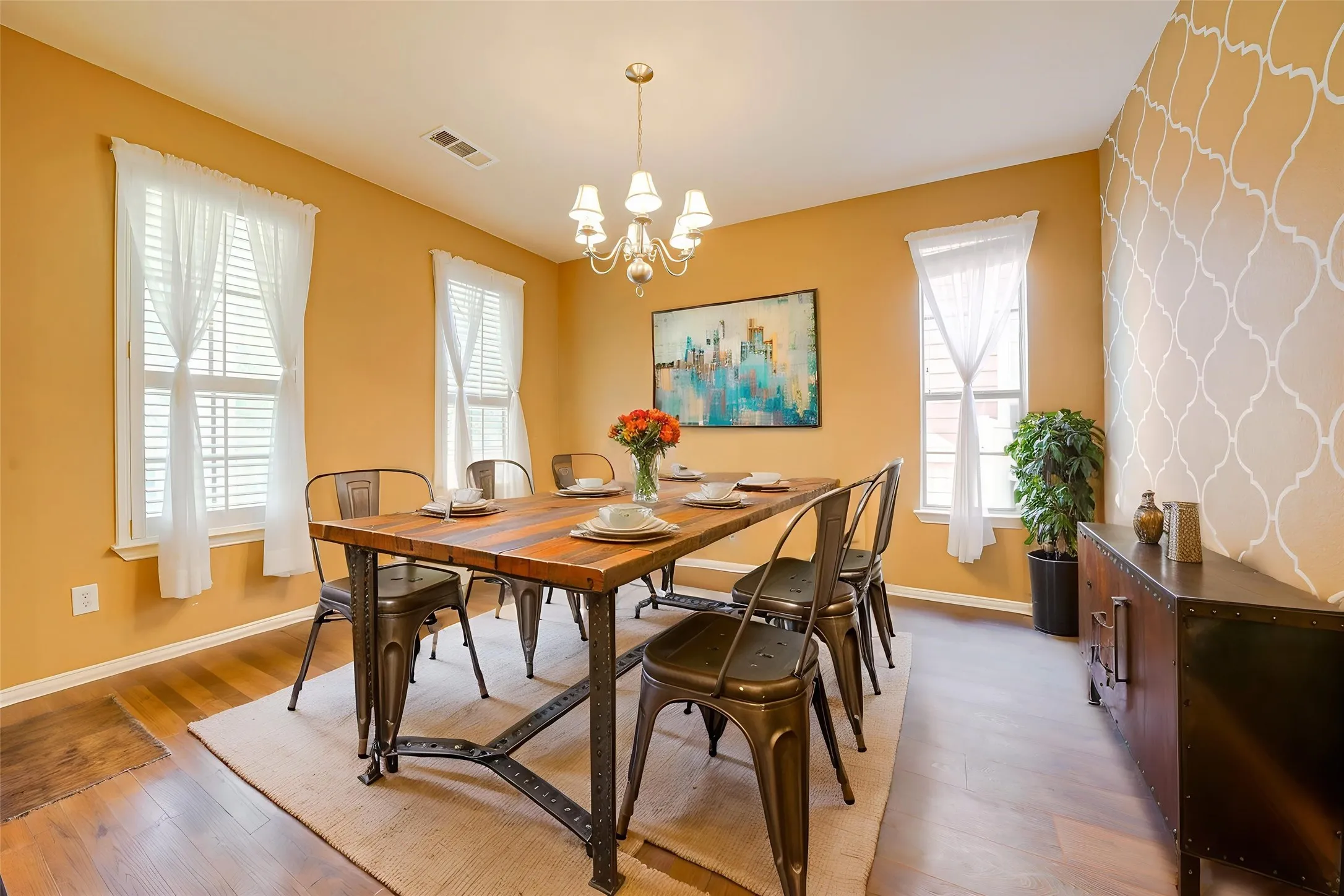 Single Family Residence For Rent in Denton County , 1316 Live Oak Lane, Savannah, Texas 76227, 4 Bedroom, 3 Bathroom, 2 Garage spaces, 2,941 Sqft, built in 2004, mls#21403985, Real Estate Agent in Savannah, Homes For Rent in Denton county, Homes For Rent in Savannah, Realtor in Savannah Texas, Real Estate Brokerage Independent Realty Texas, Luminita Cordes Realtor