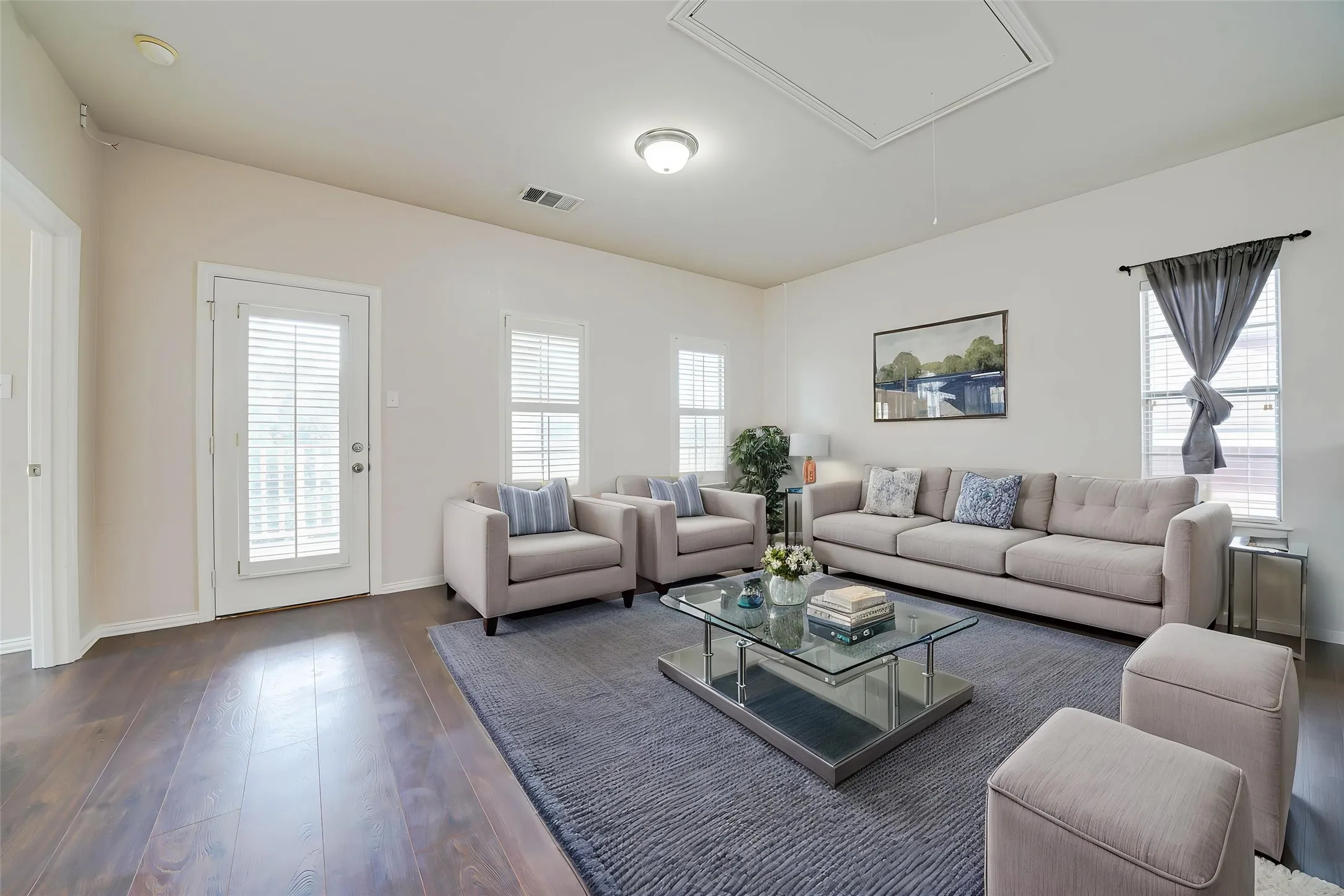 Single Family Residence For Rent in Denton County , 1316 Live Oak Lane, Savannah, Texas 76227, 4 Bedroom, 3 Bathroom, 2 Garage spaces, 2,941 Sqft, built in 2004, mls#21403985, Real Estate Agent in Savannah, Homes For Rent in Denton county, Homes For Rent in Savannah, Realtor in Savannah Texas, Real Estate Brokerage Independent Realty Texas, Luminita Cordes Realtor