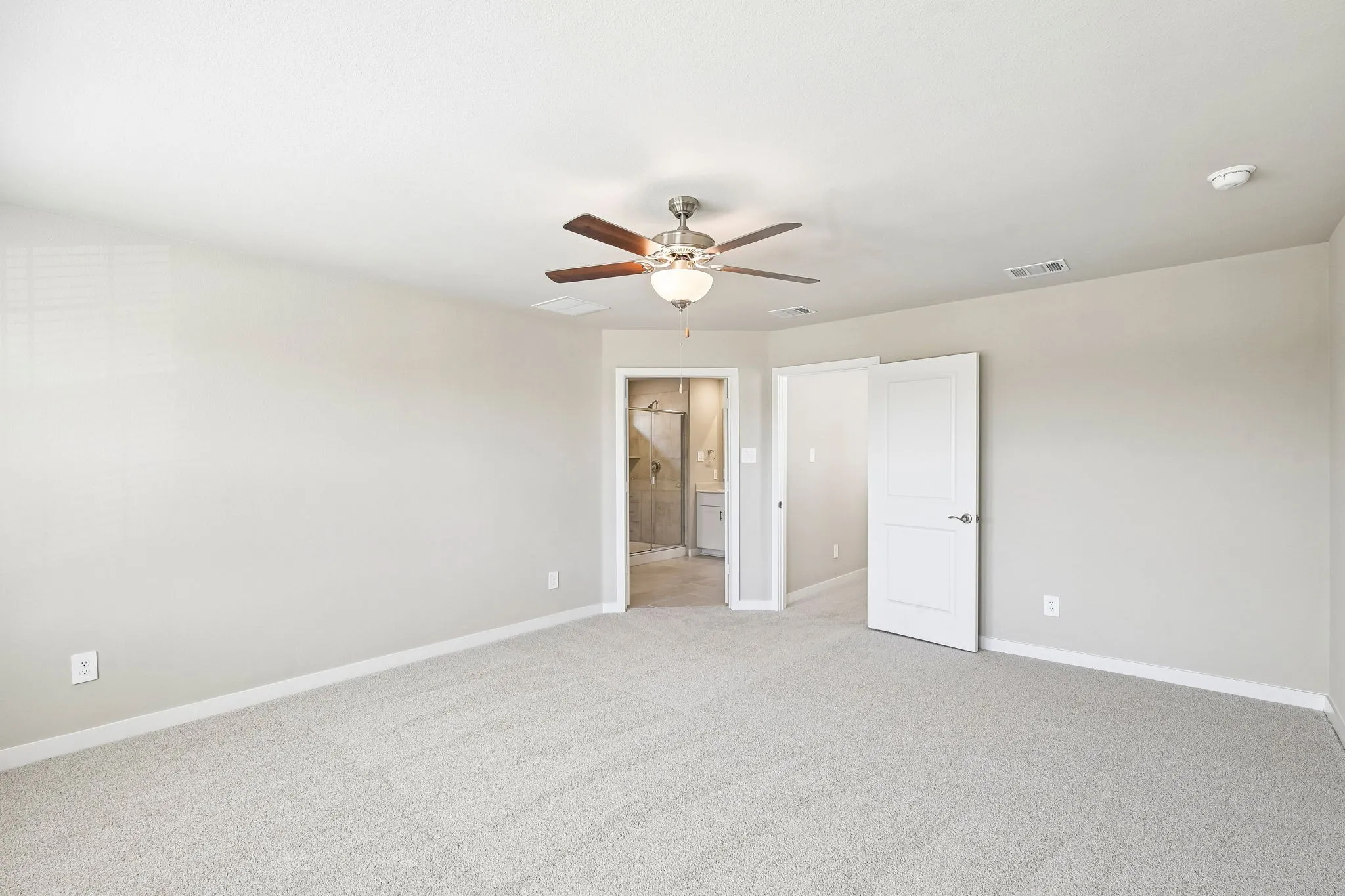 Photo is not of the actual home, but is an inspirational photo of builder’s model home and may depict options, furnishings, and/or decorator features that are not included.