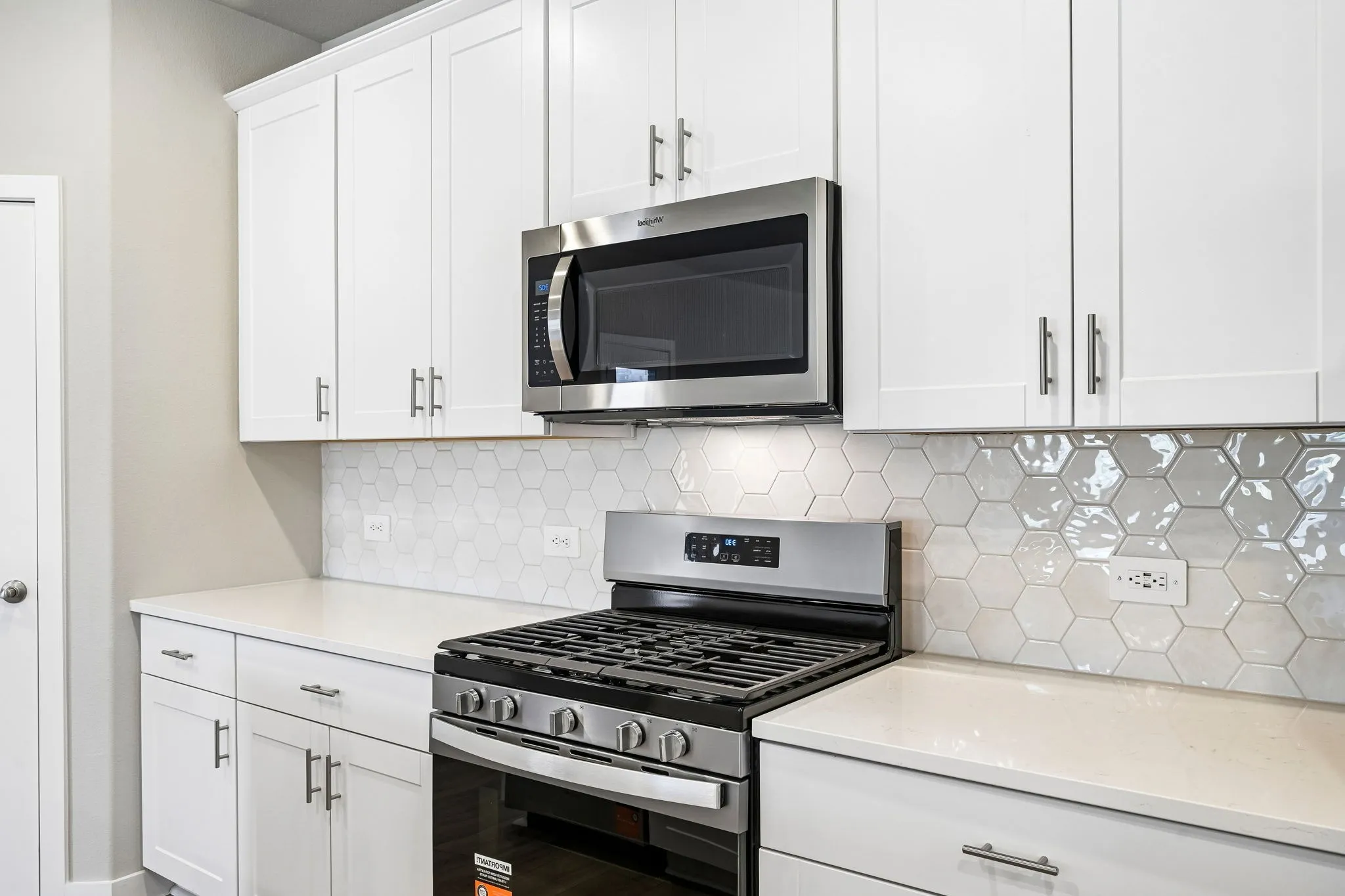 Photo is not of the actual home, but is an inspirational photo of builder’s model home and may depict options, furnishings, and/or decorator features that are not included.