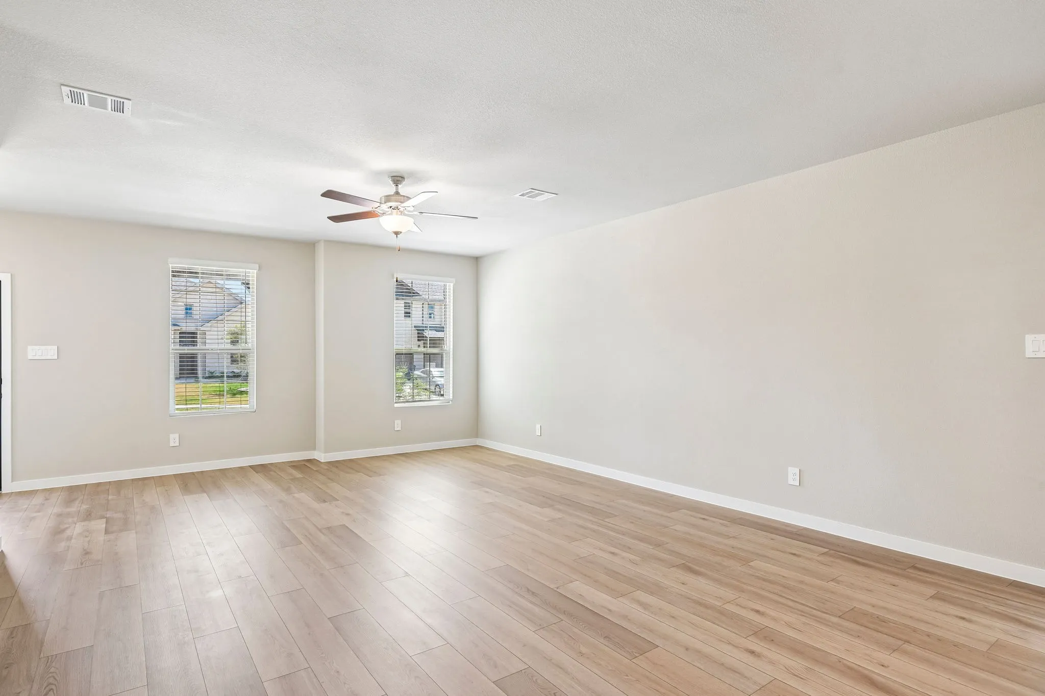Photo is not of the actual home, but is an inspirational photo of builder’s model home and may depict options, furnishings, and/or decorator features that are not included.