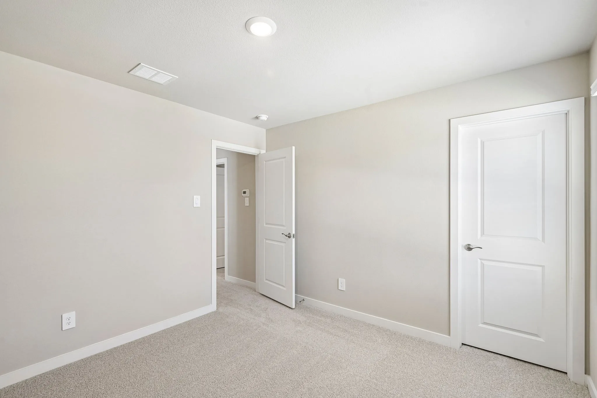 Photo is not of the actual home, but is an inspirational photo of builder’s model home and may depict options, furnishings, and/or decorator features that are not included.