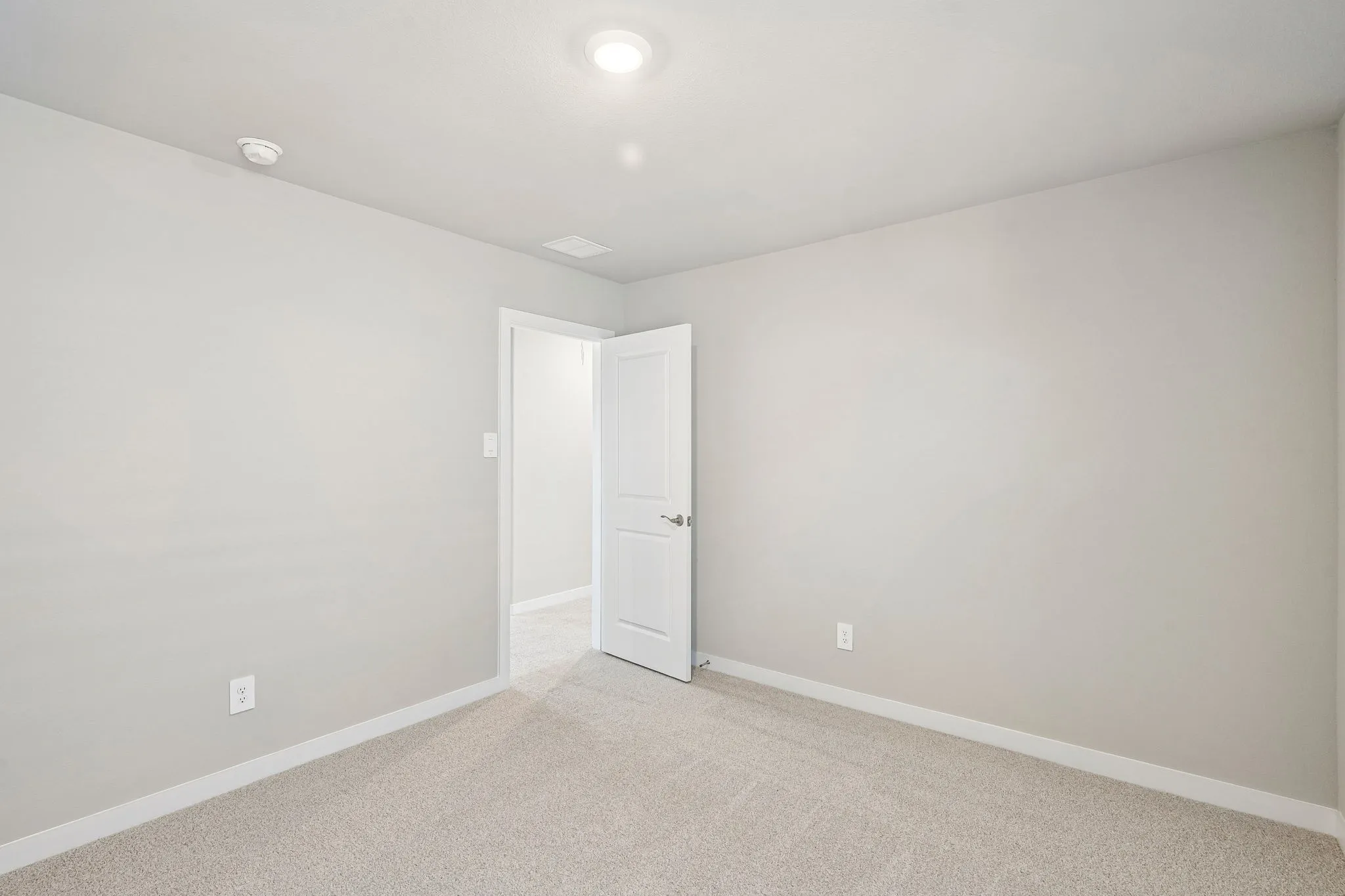 Photo is not of the actual home, but is an inspirational photo of builder’s model home and may depict options, furnishings, and/or decorator features that are not included.