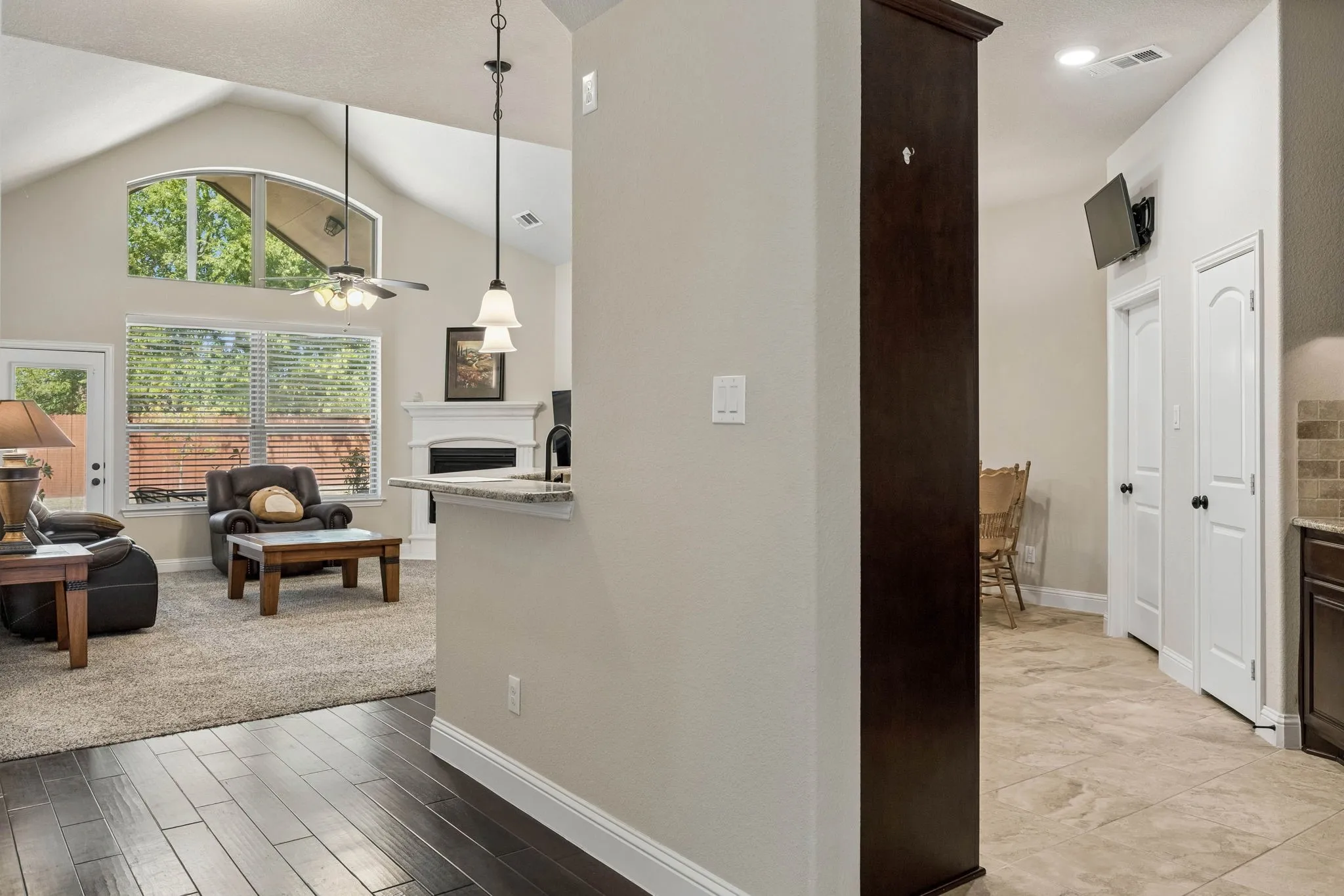 Single Family Residence For Sale in Collin County , 202 Champion Drive, Wylie, Texas 75098, 4 Bedroom, 2 Bathroom, 2 Garage spaces, 2,235 Sqft, built in 2017, mls#21400279, Real Estate Agent in Wylie, Homes For Sale in Collin county, Homes For Sale in Wylie, Realtor in Wylie Texas, Real Estate Brokerage Independent Realty Texas, Luminita Cordes Realtor