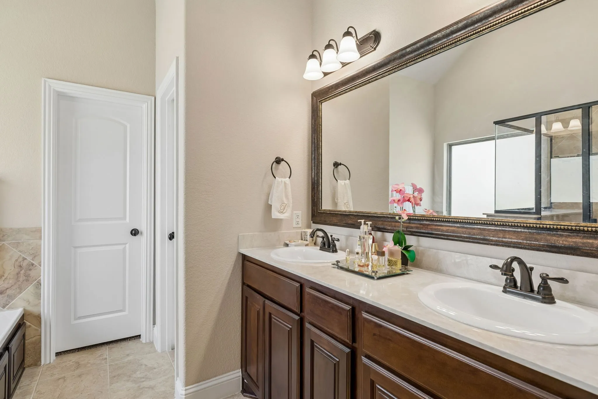 Single Family Residence For Sale in Collin County , 202 Champion Drive, Wylie, Texas 75098, 4 Bedroom, 2 Bathroom, 2 Garage spaces, 2,235 Sqft, built in 2017, mls#21400279, Real Estate Agent in Wylie, Homes For Sale in Collin county, Homes For Sale in Wylie, Realtor in Wylie Texas, Real Estate Brokerage Independent Realty Texas, Luminita Cordes Realtor