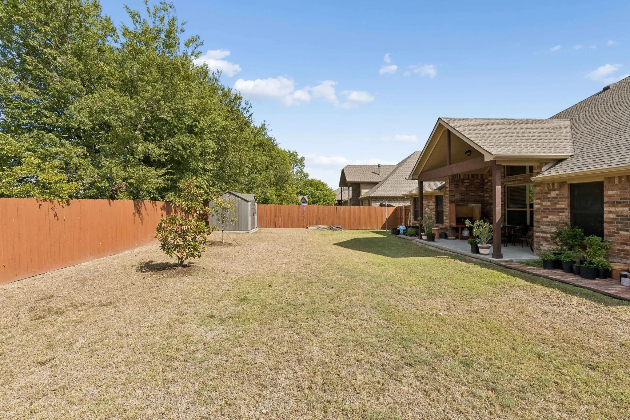 Single Family Residence For Sale in Collin County , 202 Champion Drive, Wylie, Texas 75098, 4 Bedroom, 2 Bathroom, 2 Garage spaces, 2,235 Sqft, built in 2017, mls#21400279, Real Estate Agent in Wylie, Homes For Sale in Collin county, Homes For Sale in Wylie, Realtor in Wylie Texas, Real Estate Brokerage Independent Realty Texas, Luminita Cordes Realtor