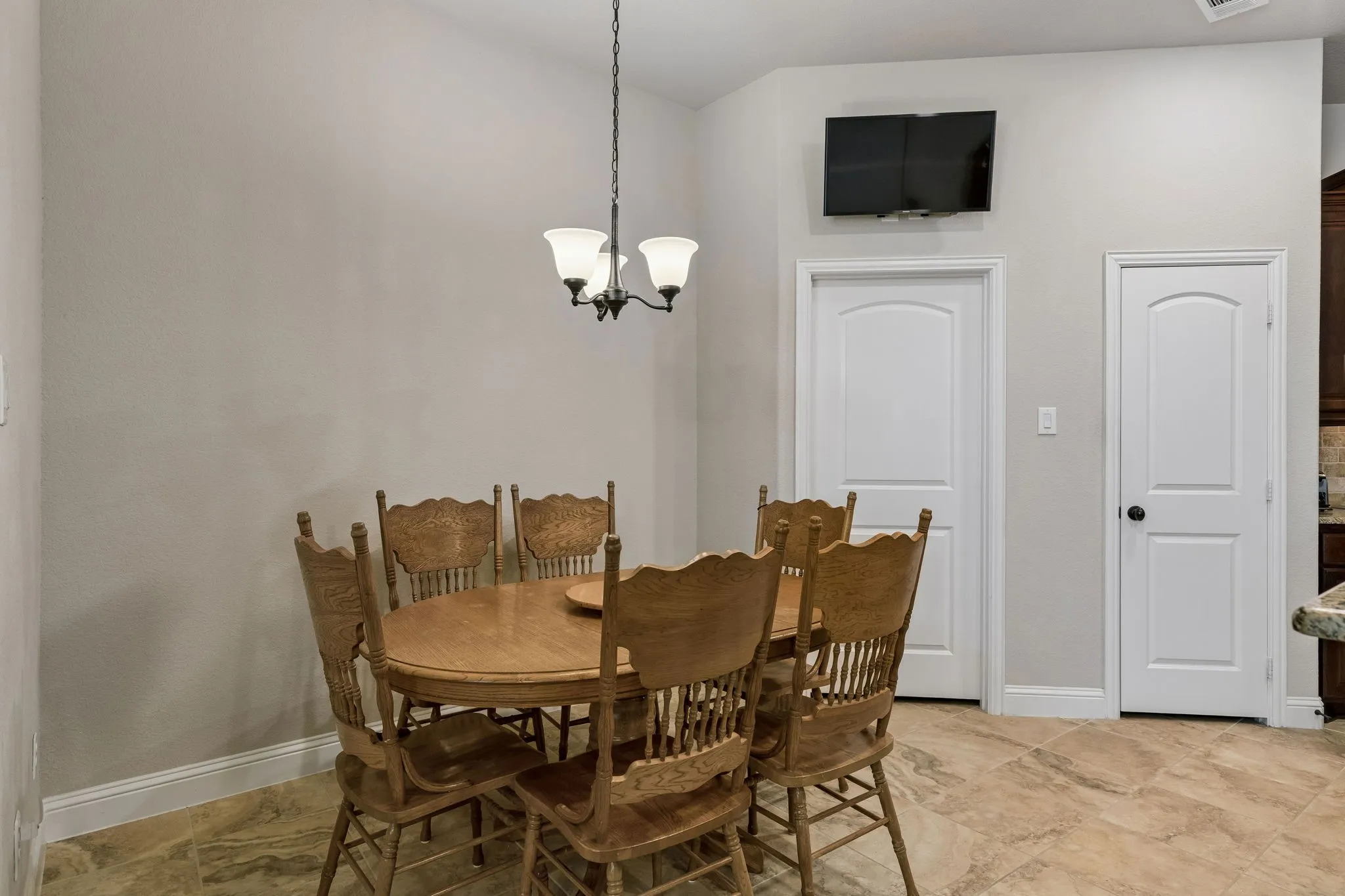 Single Family Residence For Sale in Collin County , 202 Champion Drive, Wylie, Texas 75098, 4 Bedroom, 2 Bathroom, 2 Garage spaces, 2,235 Sqft, built in 2017, mls#21400279, Real Estate Agent in Wylie, Homes For Sale in Collin county, Homes For Sale in Wylie, Realtor in Wylie Texas, Real Estate Brokerage Independent Realty Texas, Luminita Cordes Realtor