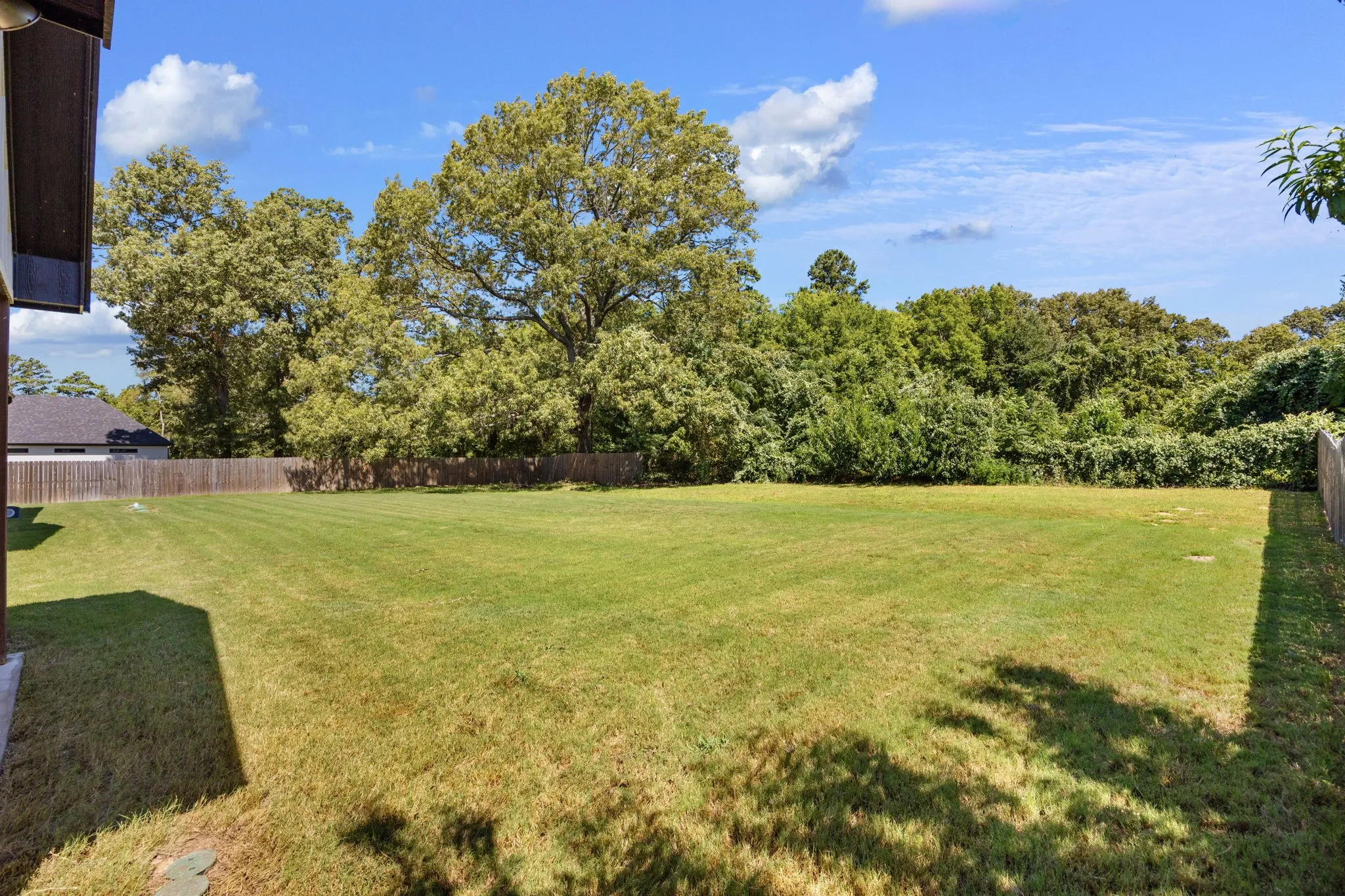 Single Family Residence For Sale in Cherokee County , 280 White-N-Gail, Bullard, Texas 75757, 4 Bedroom, 3 Bathroom, 2 Garage spaces, 2,777 Sqft, built in 2023, mls#21404008, Real Estate Agent in Bullard, Homes For Sale in Cherokee county, Homes For Sale in Bullard, Realtor in Bullard Texas, Real Estate Brokerage Independent Realty Texas, Luminita Cordes Realtor