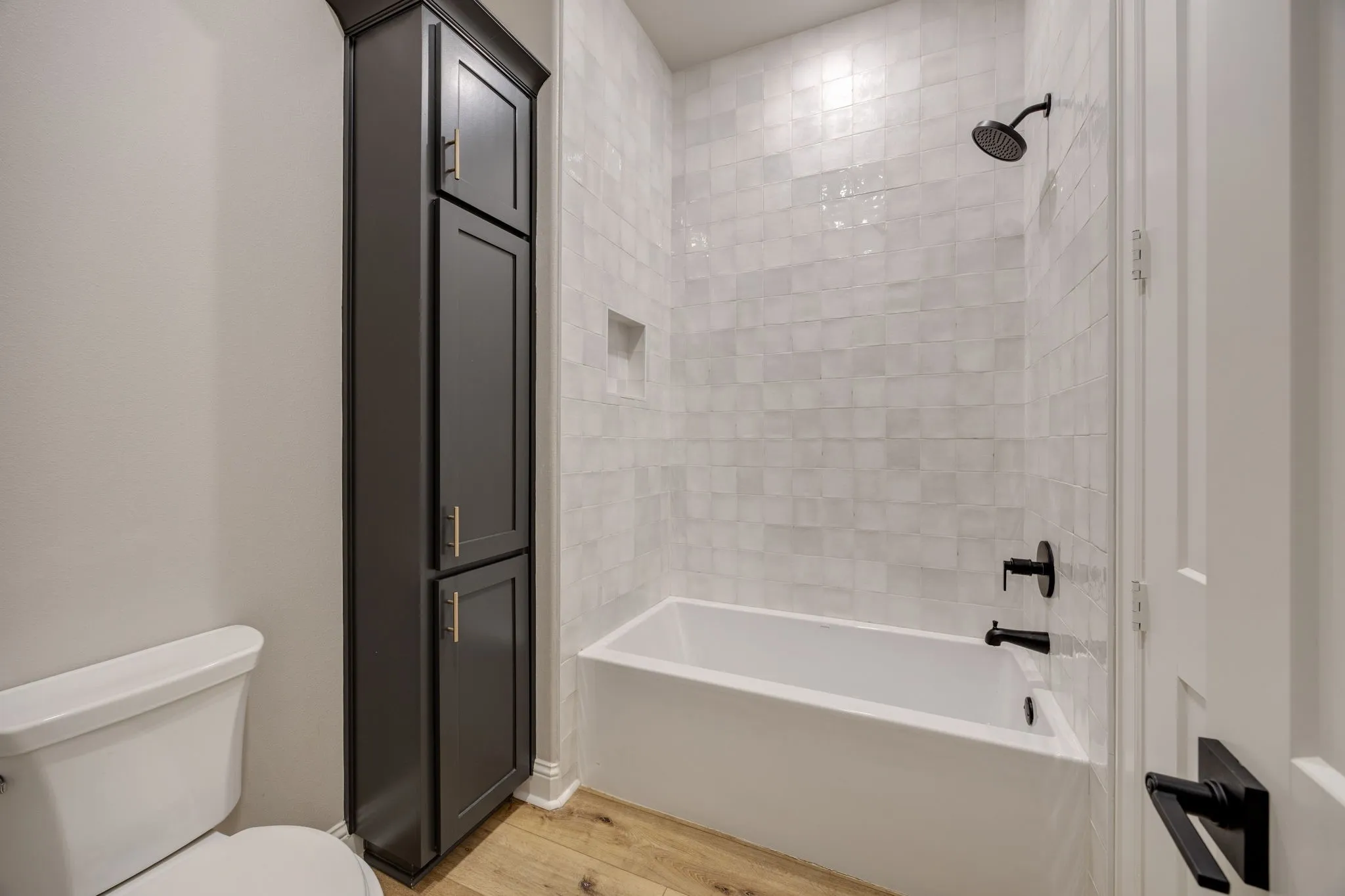 Single Family Residence For Sale in Cherokee County , 280 White-N-Gail, Bullard, Texas 75757, 4 Bedroom, 3 Bathroom, 2 Garage spaces, 2,777 Sqft, built in 2023, mls#21404008, Real Estate Agent in Bullard, Homes For Sale in Cherokee county, Homes For Sale in Bullard, Realtor in Bullard Texas, Real Estate Brokerage Independent Realty Texas, Luminita Cordes Realtor