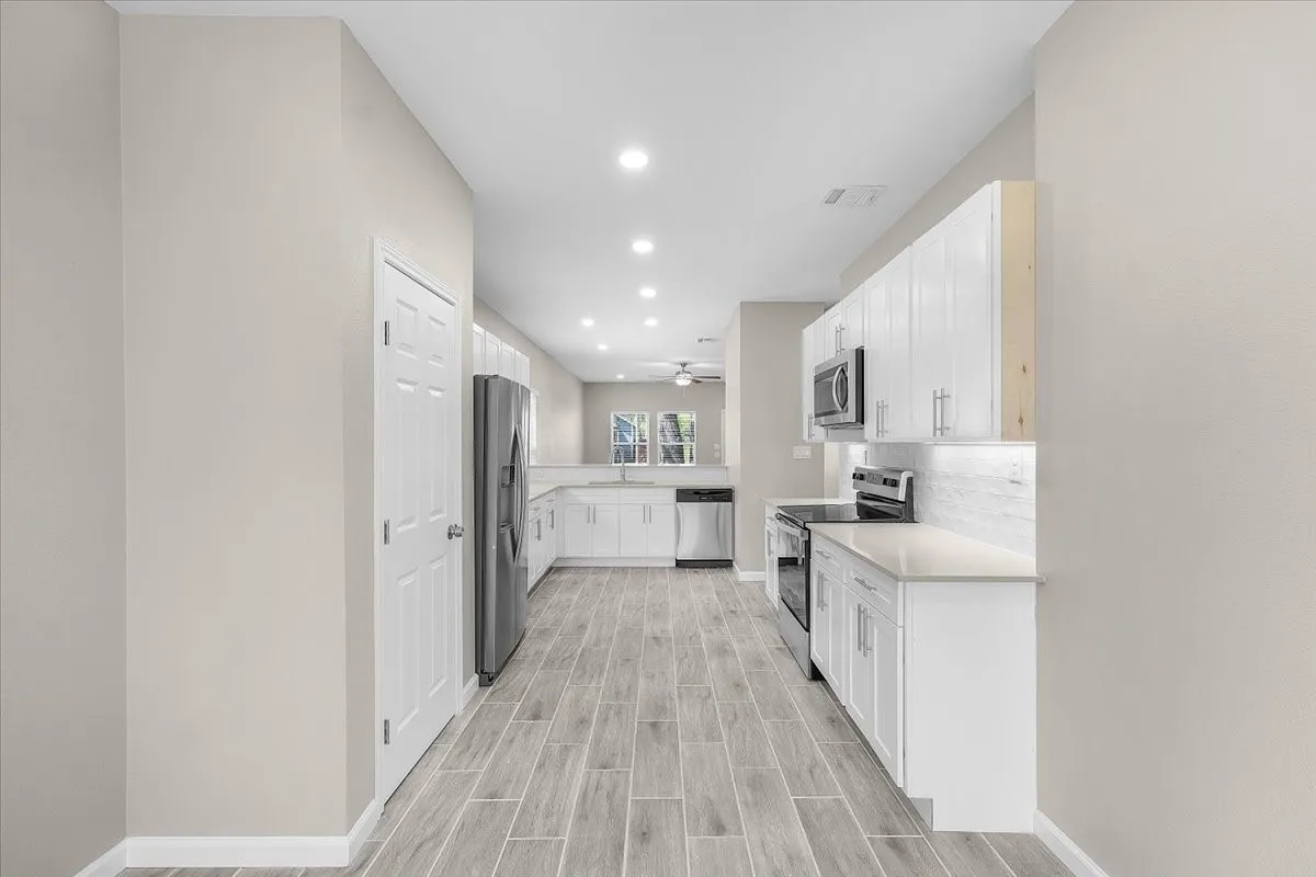 Single Family Residence For Sale in Tarrant County , 804 N Chandler Drive, Fort Worth, Texas 76111, 3 Bedroom, 2 Bathroom, 2 Garage spaces, 1,500 Sqft, built in 2026, mls#21404033, Real Estate Agent in Fort Worth, Homes For Sale in Tarrant county, Homes For Sale in Fort Worth, Realtor in Fort Worth Texas, Real Estate Brokerage Independent Realty Texas, Luminita Cordes Realtor