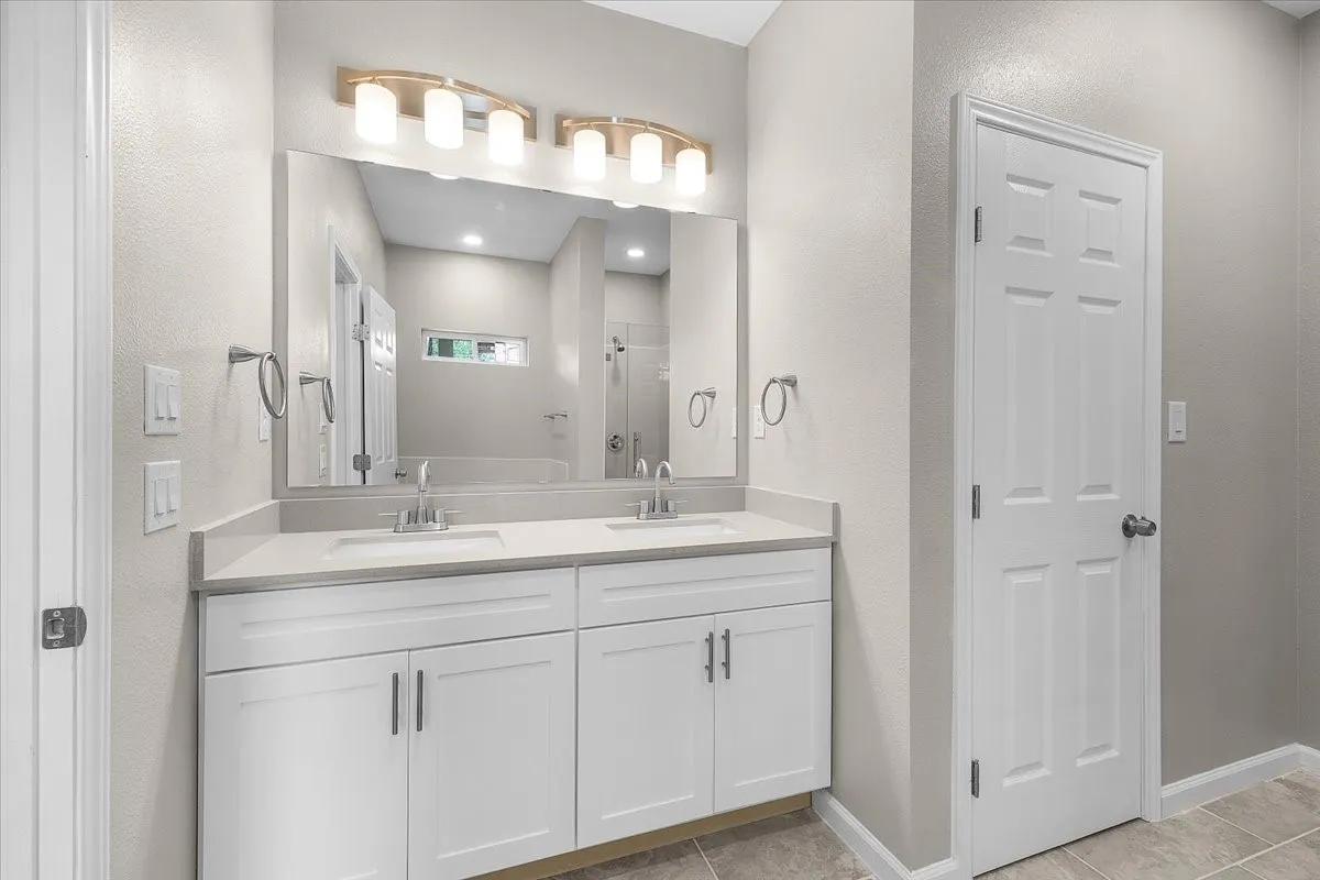 Single Family Residence For Sale in Tarrant County , 804 N Chandler Drive, Fort Worth, Texas 76111, 3 Bedroom, 2 Bathroom, 2 Garage spaces, 1,500 Sqft, built in 2026, mls#21404033, Real Estate Agent in Fort Worth, Homes For Sale in Tarrant county, Homes For Sale in Fort Worth, Realtor in Fort Worth Texas, Real Estate Brokerage Independent Realty Texas, Luminita Cordes Realtor