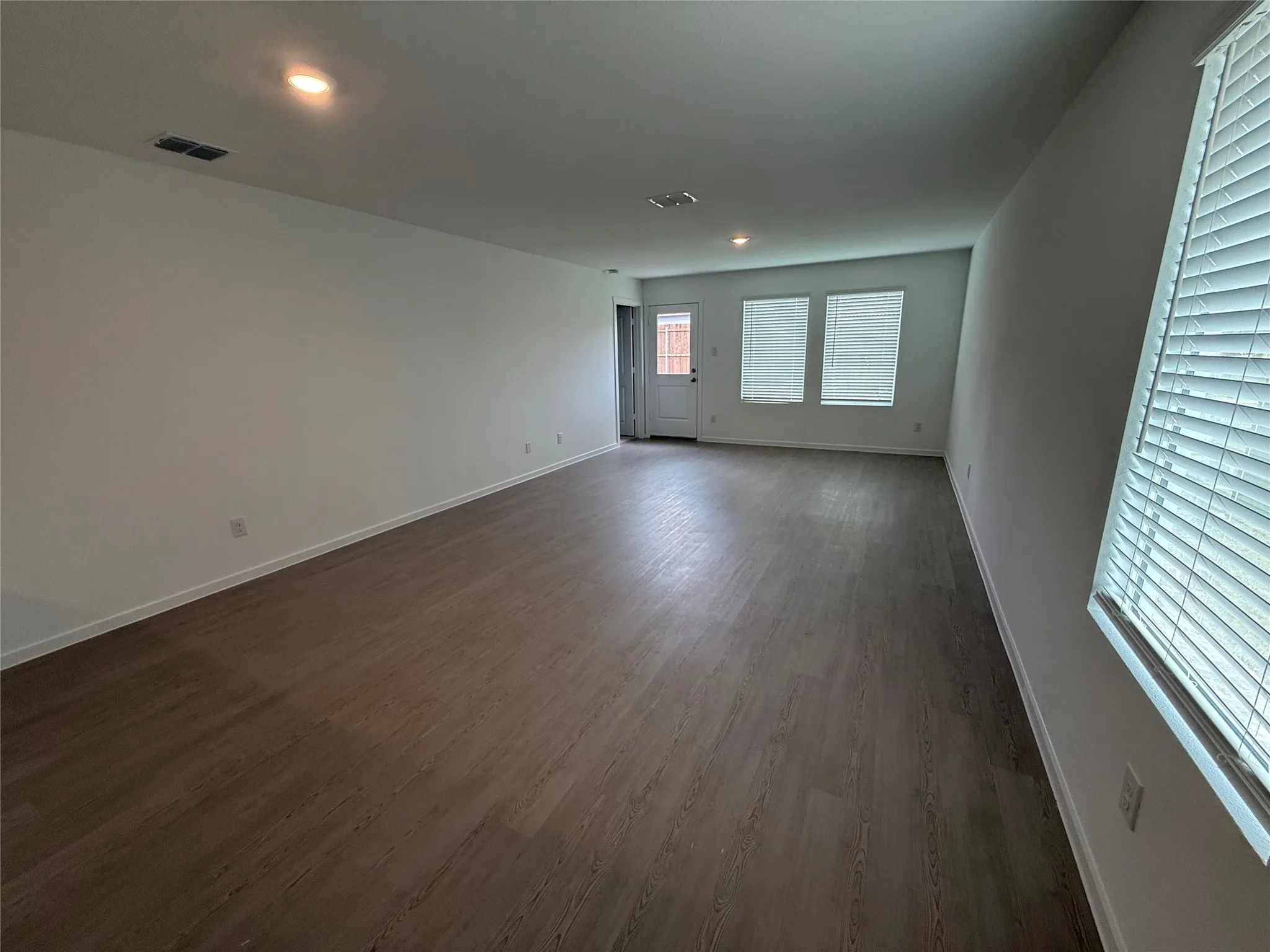 Single Family Residence For Rent in Ellis County , 2207 Neyland Drive, Ennis, Texas 75119, 3 Bedroom, 2 Bathroom, 2 Garage spaces, 1,451 Sqft, built in 2026, mls#21404049, Real Estate Agent in Ennis, Homes For Rent in Ellis county, Homes For Rent in Ennis, Realtor in Ennis Texas, Real Estate Brokerage Independent Realty Texas, Luminita Cordes Realtor