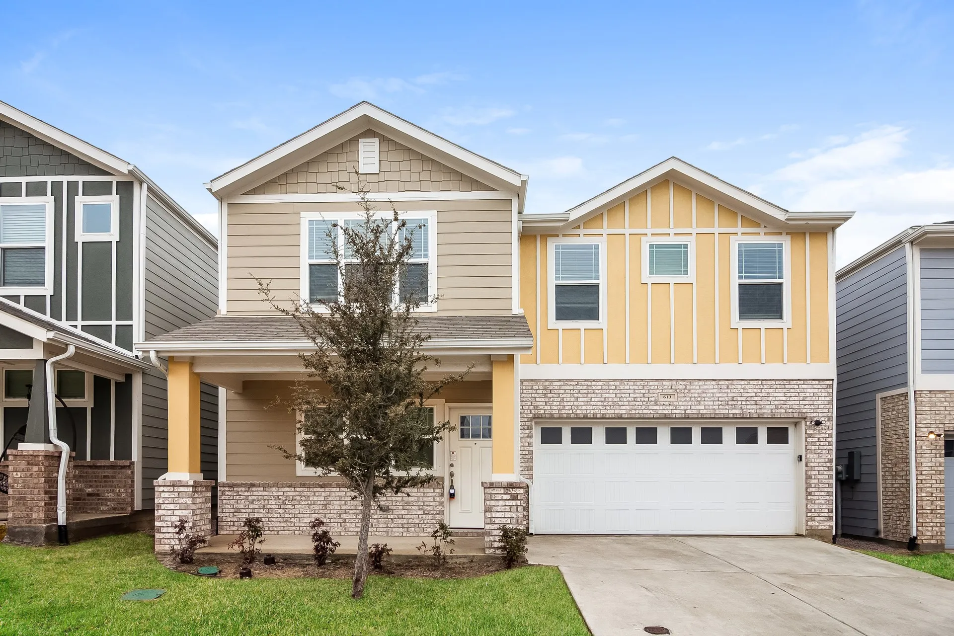 Single Family Residence For Rent in Denton County , 613 Sophia Way, Lewisville, Texas 75057, 4 Bedroom, 3 Bathroom, 2 Garage spaces, 2,056 Sqft, built in 2021, mls#21404050, Real Estate Agent in Lewisville, Homes For Rent in Denton county, Homes For Rent in Lewisville, Realtor in Lewisville Texas, Real Estate Brokerage Independent Realty Texas, Luminita Cordes Realtor