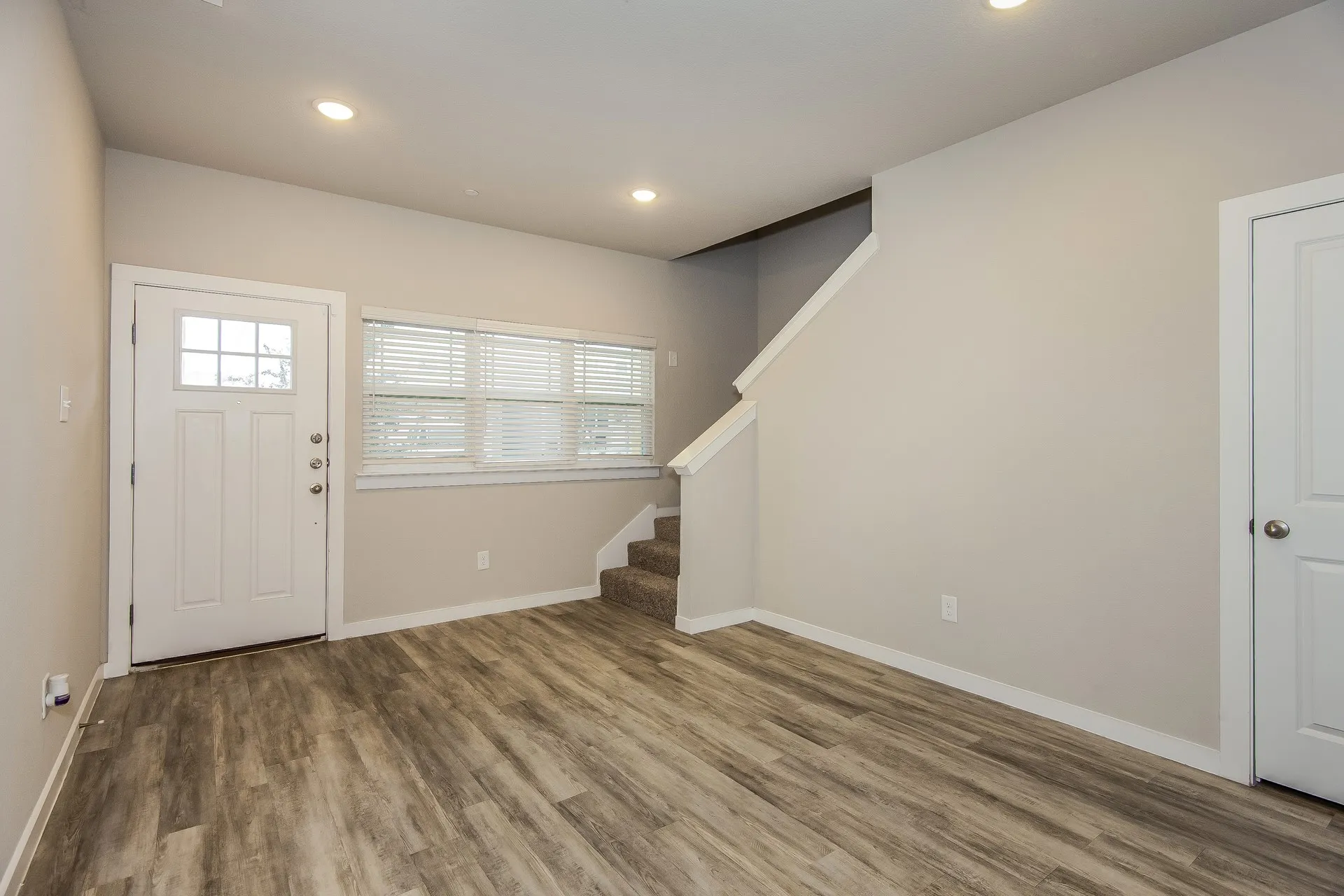 Single Family Residence For Rent in Denton County , 613 Sophia Way, Lewisville, Texas 75057, 4 Bedroom, 3 Bathroom, 2 Garage spaces, 2,056 Sqft, built in 2021, mls#21404050, Real Estate Agent in Lewisville, Homes For Rent in Denton county, Homes For Rent in Lewisville, Realtor in Lewisville Texas, Real Estate Brokerage Independent Realty Texas, Luminita Cordes Realtor