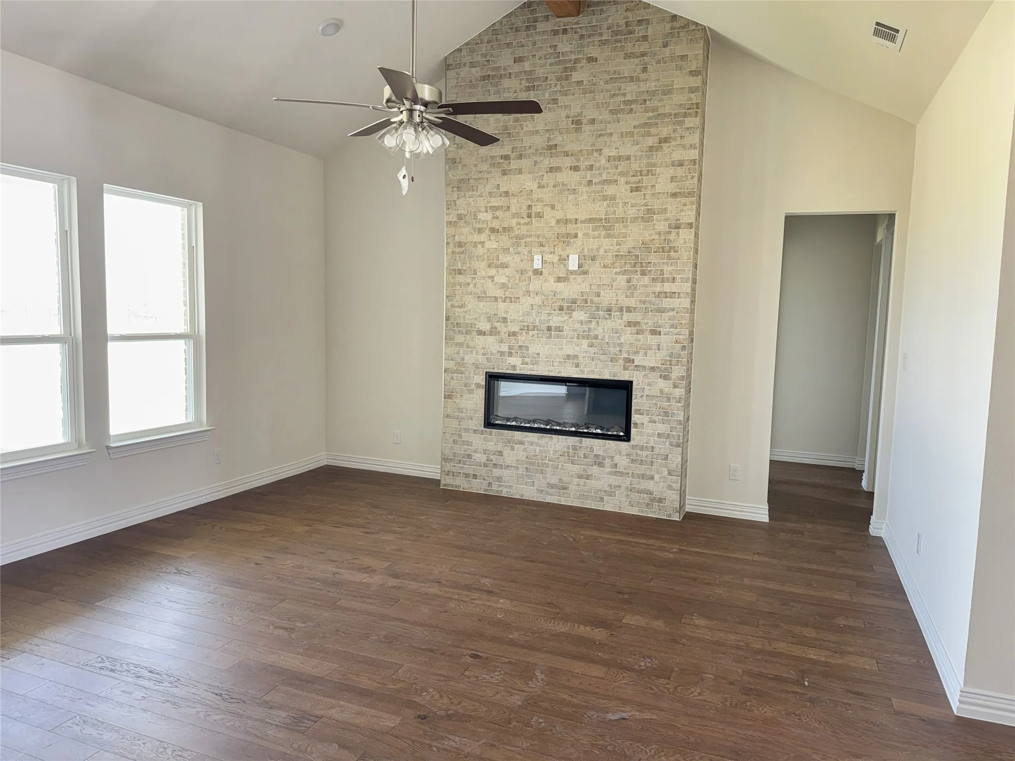Single Family Residence For Sale in Parker County , 128 Fan Mill Trail, Weatherford, Texas 76085, 4 Bedroom, 4 Bathroom, 2 Garage spaces, 2,404 Sqft, built in 2025, mls#21404055, Real Estate Agent in Weatherford, Homes For Sale in Parker county, Homes For Sale in Weatherford, Realtor in Weatherford Texas, Real Estate Brokerage Independent Realty Texas, Luminita Cordes Realtor