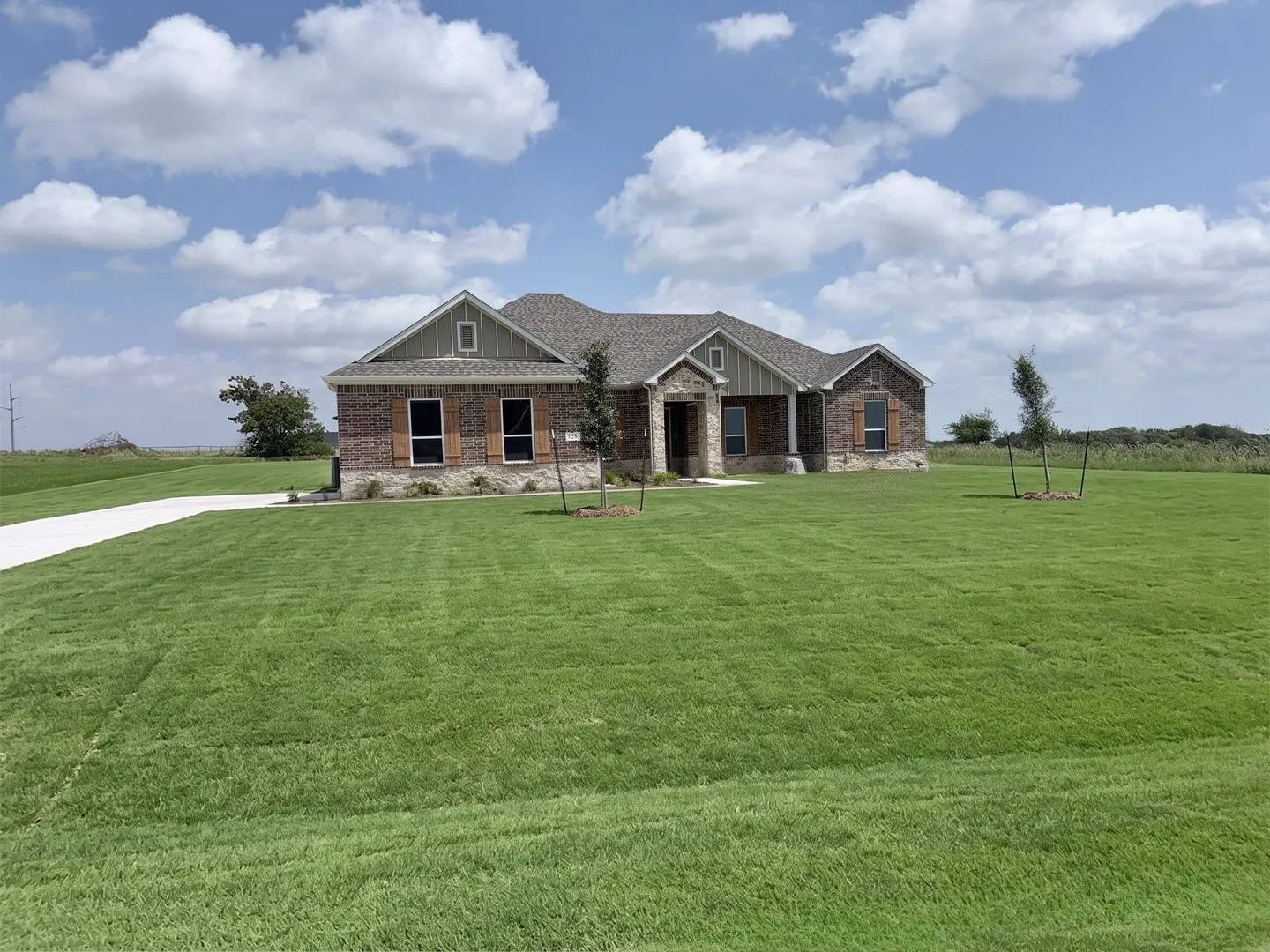 Single Family Residence For Sale in Parker County , 128 Fan Mill Trail, Weatherford, Texas 76085, 4 Bedroom, 4 Bathroom, 2 Garage spaces, 2,404 Sqft, built in 2025, mls#21404055, Real Estate Agent in Weatherford, Homes For Sale in Parker county, Homes For Sale in Weatherford, Realtor in Weatherford Texas, Real Estate Brokerage Independent Realty Texas, Luminita Cordes Realtor