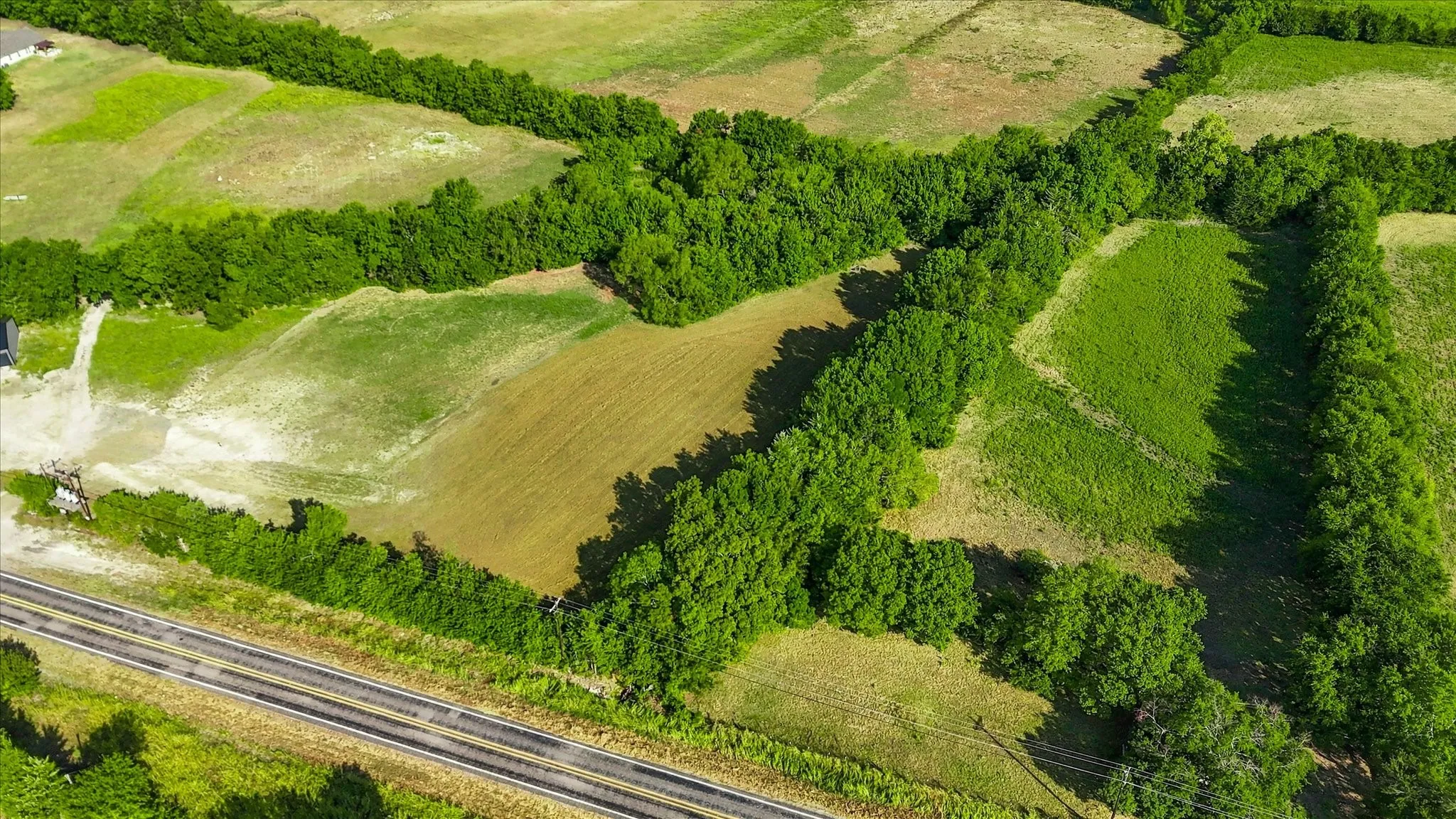 Unimproved Land For Sale in Grayson County , 5329 Fm-121, Van Alstyne, Texas 75495, 0, 0, Garage spaces, 0 Sqft, built in 0, mls#21394010, Real Estate Agent in Van Alstyne, Homes For Sale in Grayson county, Homes For Sale in Van Alstyne, Realtor in Van Alstyne Texas, Real Estate Brokerage Independent Realty Texas, Luminita Cordes Realtor