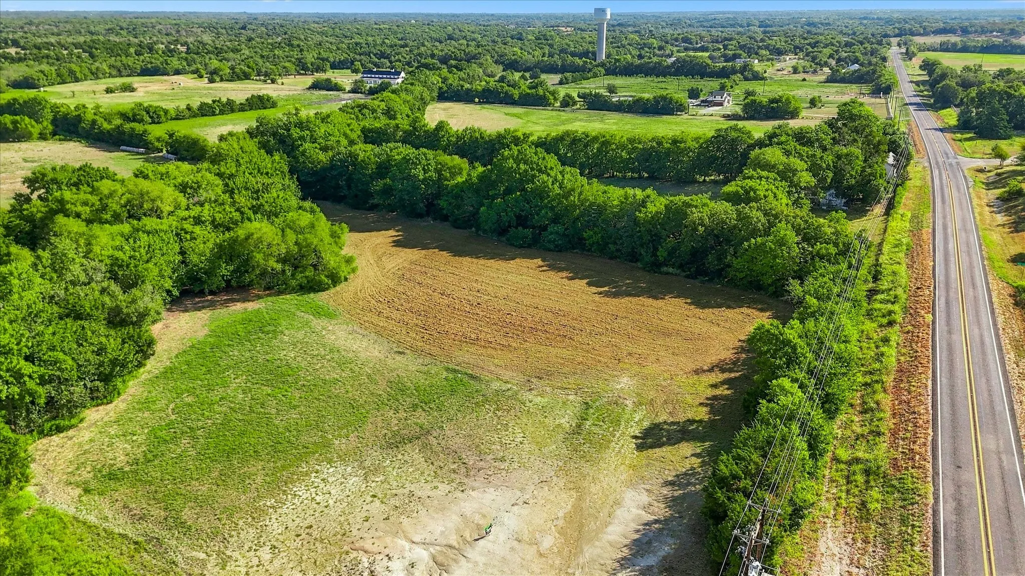 Unimproved Land For Sale in Grayson County , 5329 Fm-121, Van Alstyne, Texas 75495, 0, 0, Garage spaces, 0 Sqft, built in 0, mls#21394010, Real Estate Agent in Van Alstyne, Homes For Sale in Grayson county, Homes For Sale in Van Alstyne, Realtor in Van Alstyne Texas, Real Estate Brokerage Independent Realty Texas, Luminita Cordes Realtor