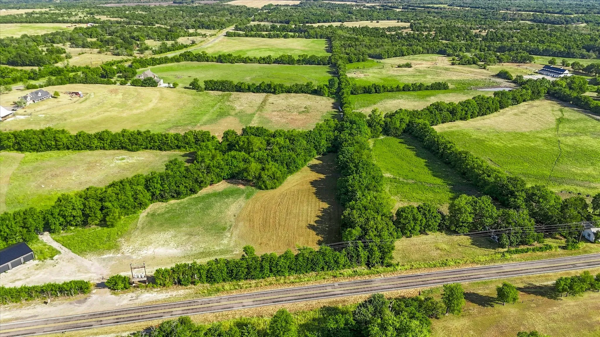 Unimproved Land For Sale in Grayson County , 5329 Fm-121, Van Alstyne, Texas 75495, 0, 0, Garage spaces, 0 Sqft, built in 0, mls#21394010, Real Estate Agent in Van Alstyne, Homes For Sale in Grayson county, Homes For Sale in Van Alstyne, Realtor in Van Alstyne Texas, Real Estate Brokerage Independent Realty Texas, Luminita Cordes Realtor
