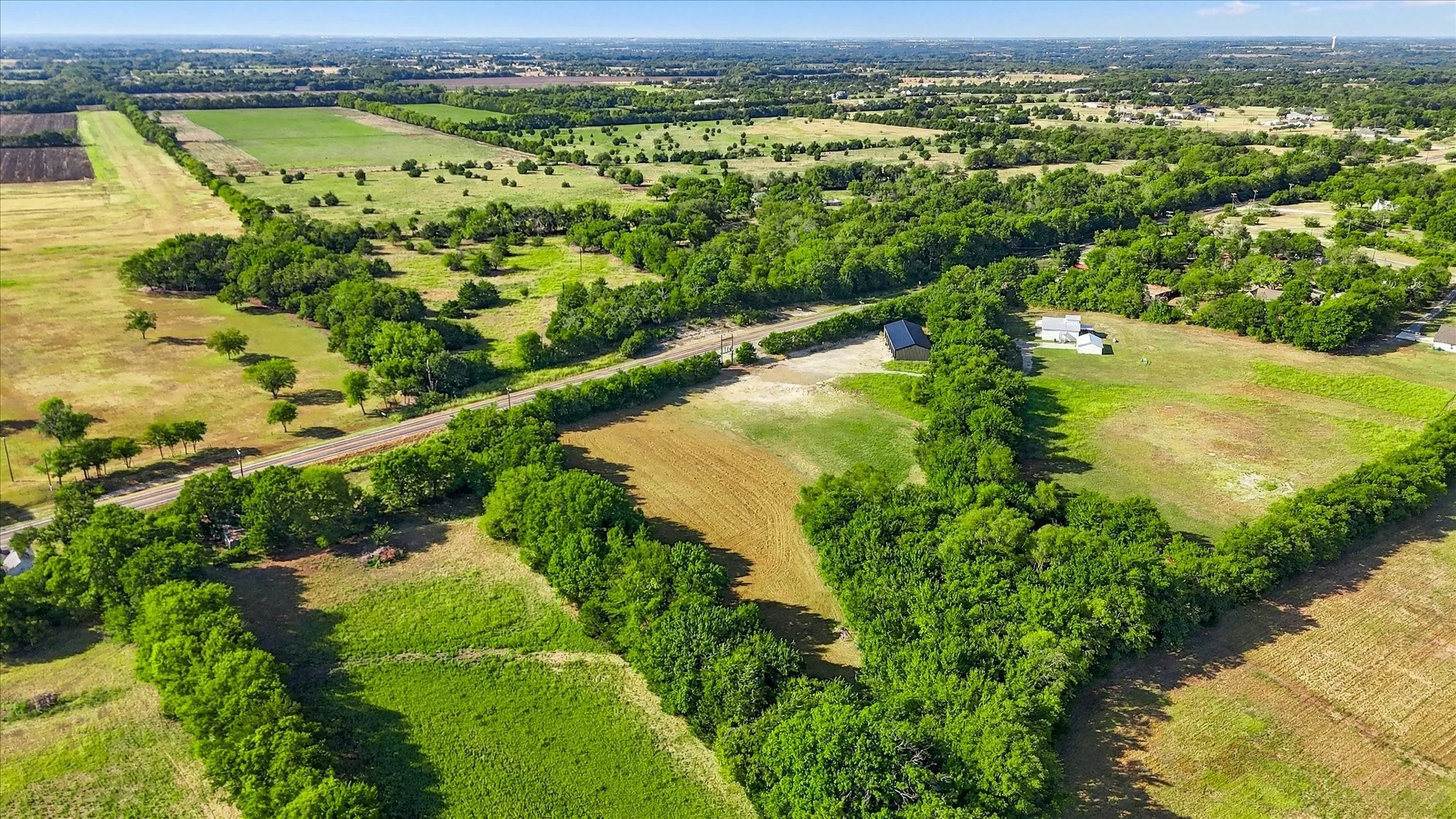 Unimproved Land For Sale in Grayson County , 5329 Fm-121, Van Alstyne, Texas 75495, 0, 0, Garage spaces, 0 Sqft, built in 0, mls#21394010, Real Estate Agent in Van Alstyne, Homes For Sale in Grayson county, Homes For Sale in Van Alstyne, Realtor in Van Alstyne Texas, Real Estate Brokerage Independent Realty Texas, Luminita Cordes Realtor