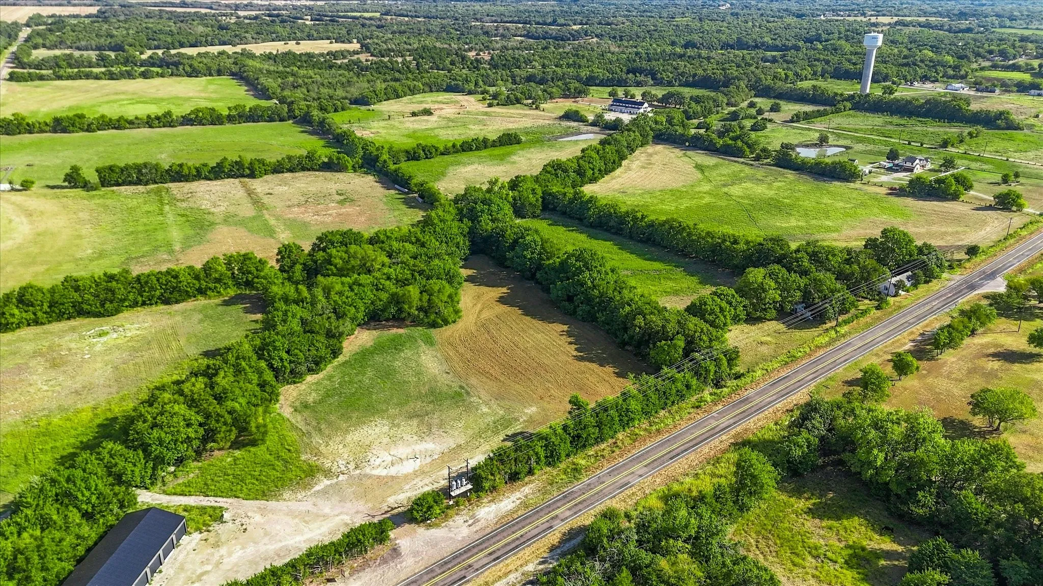 Unimproved Land For Sale in Grayson County , 5329 Fm-121, Van Alstyne, Texas 75495, 0, 0, Garage spaces, 0 Sqft, built in 0, mls#21394010, Real Estate Agent in Van Alstyne, Homes For Sale in Grayson county, Homes For Sale in Van Alstyne, Realtor in Van Alstyne Texas, Real Estate Brokerage Independent Realty Texas, Luminita Cordes Realtor