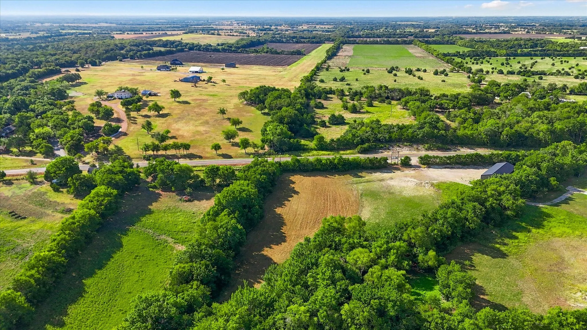 Unimproved Land For Sale in Grayson County , 5329 Fm-121, Van Alstyne, Texas 75495, 0, 0, Garage spaces, 0 Sqft, built in 0, mls#21394010, Real Estate Agent in Van Alstyne, Homes For Sale in Grayson county, Homes For Sale in Van Alstyne, Realtor in Van Alstyne Texas, Real Estate Brokerage Independent Realty Texas, Luminita Cordes Realtor