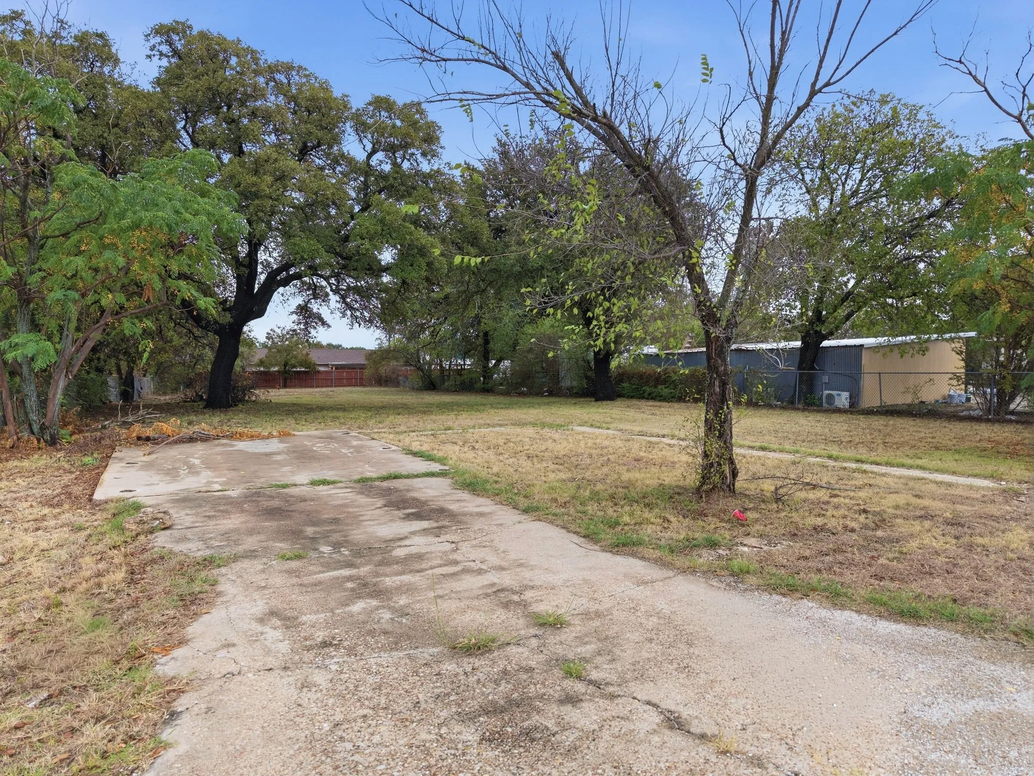 Unimproved Land For Sale in Parker County , 1506 W Bankhead Highway, Weatherford, Texas 76086, 0, 0, Garage spaces, 0 Sqft, built in 0, mls#21404038, Real Estate Agent in Weatherford, Homes For Sale in Parker county, Homes For Sale in Weatherford, Realtor in Weatherford Texas, Real Estate Brokerage Independent Realty Texas, Luminita Cordes Realtor